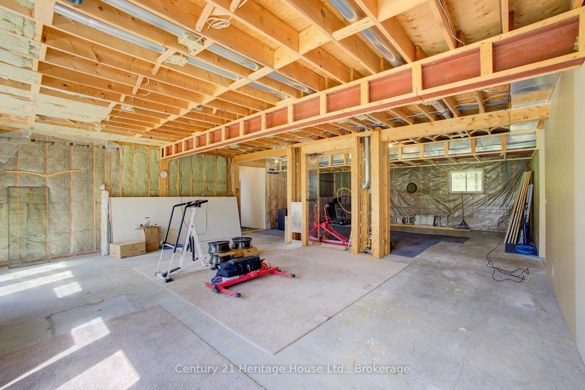 Photo 34 of 323179 Durham Road E, West Grey — HOMEH