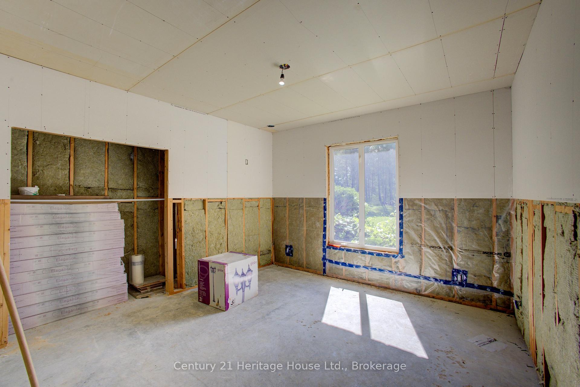 Photo 35 of 323179 Durham Road E, West Grey — HOMEH