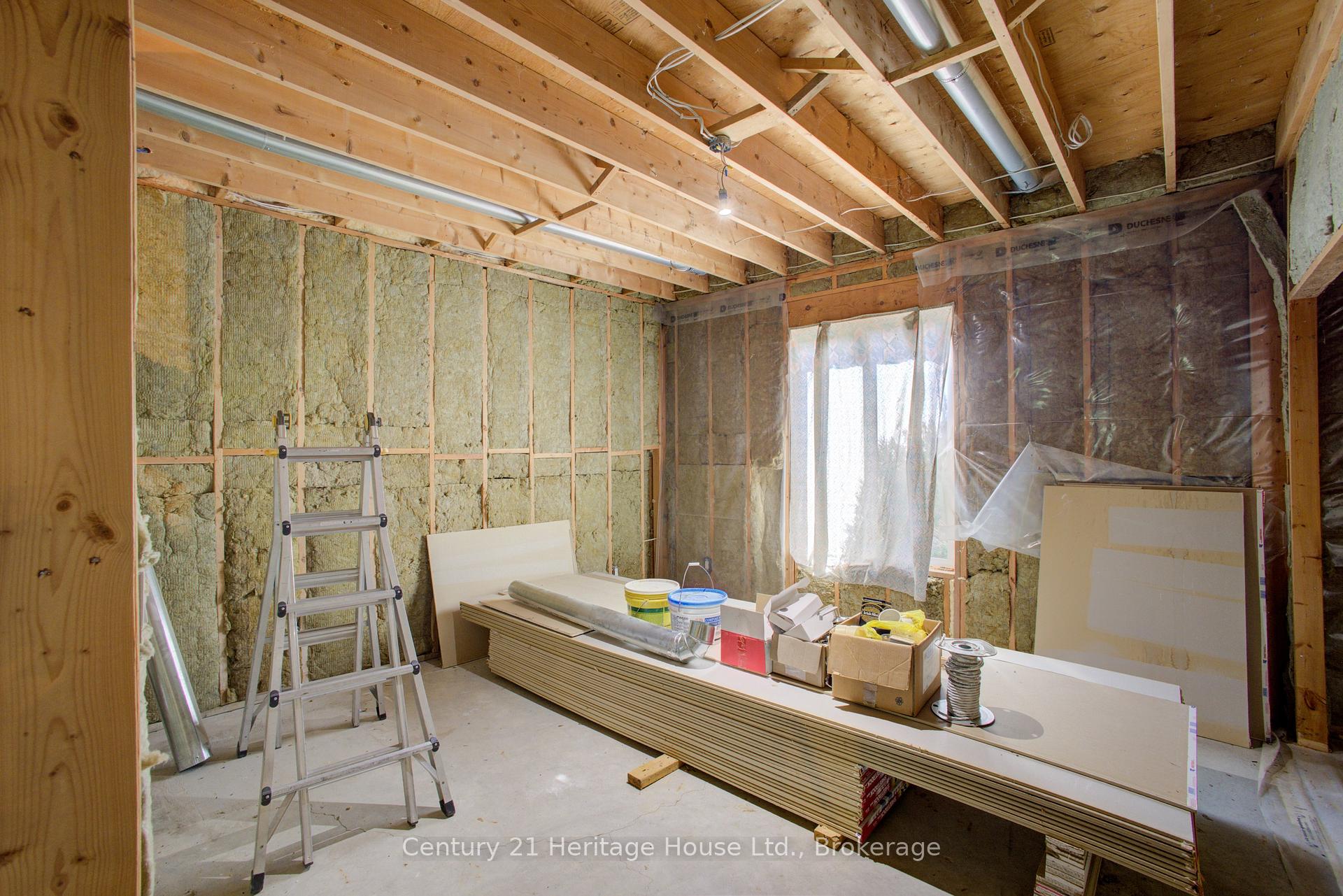 Photo 36 of 323179 Durham Road E, West Grey — HOMEH