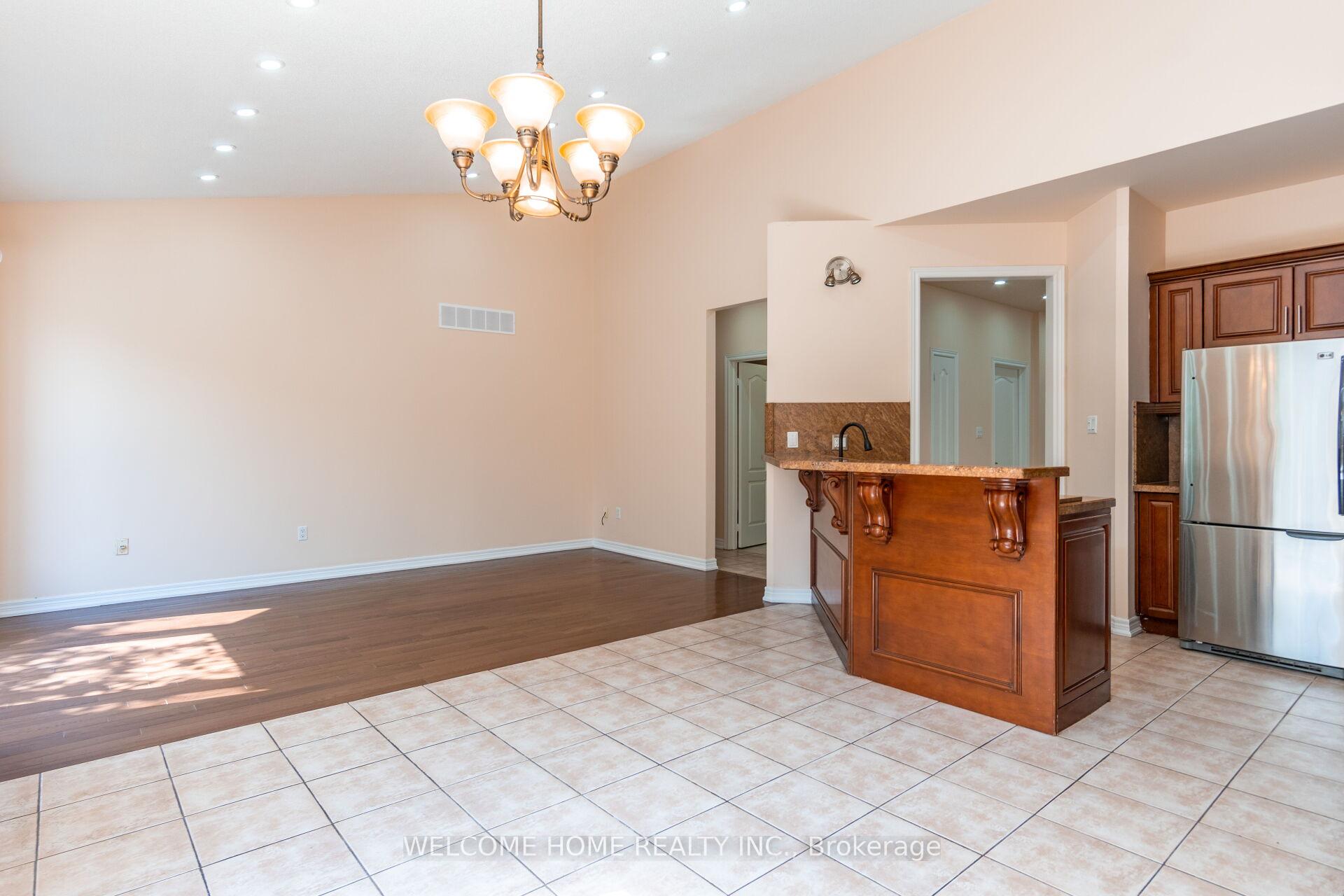 Photo 7 of 37 Marbella Road, Vaughan, Sonoma Heights — HOMEH