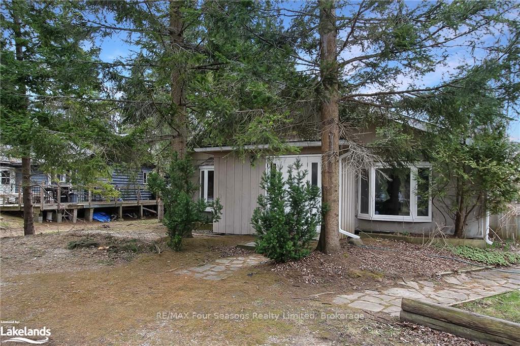 Front of 209886 Highway 26
