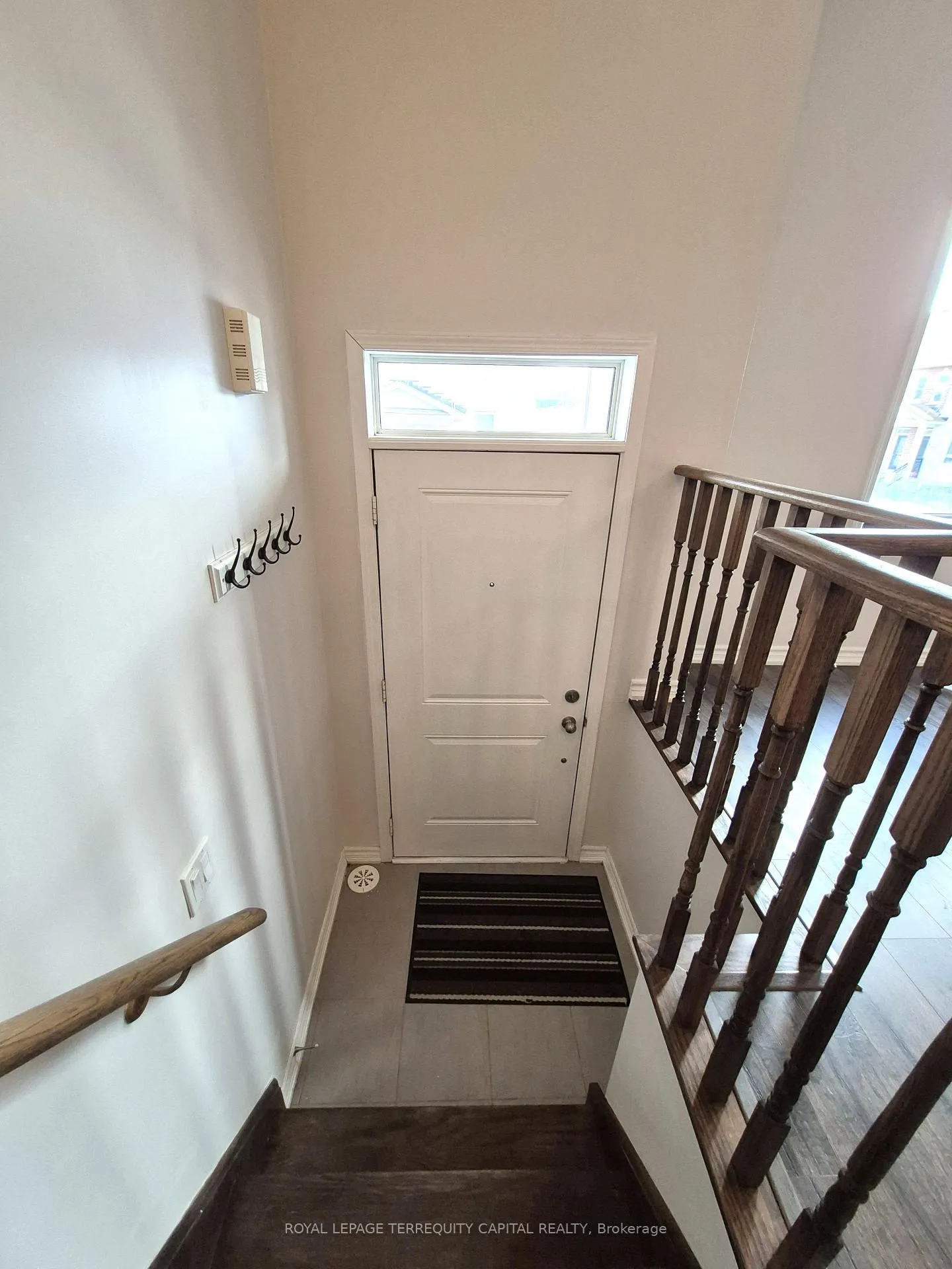 Photo 2 of 12 Dunsley Way, Whitby, Pringle Creek — HOMEH