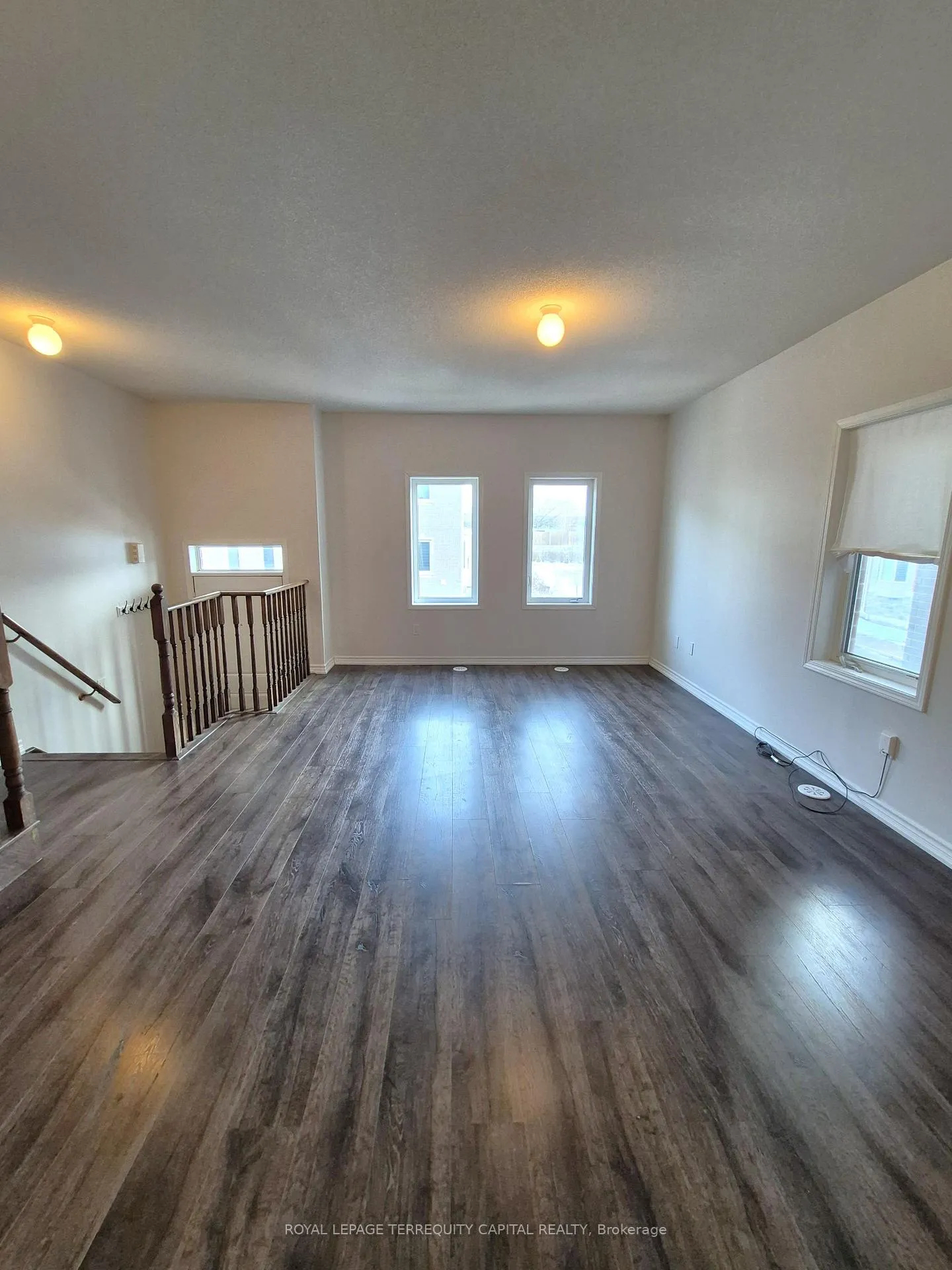 Photo 7 of 12 Dunsley Way, Whitby, Pringle Creek — HOMEH