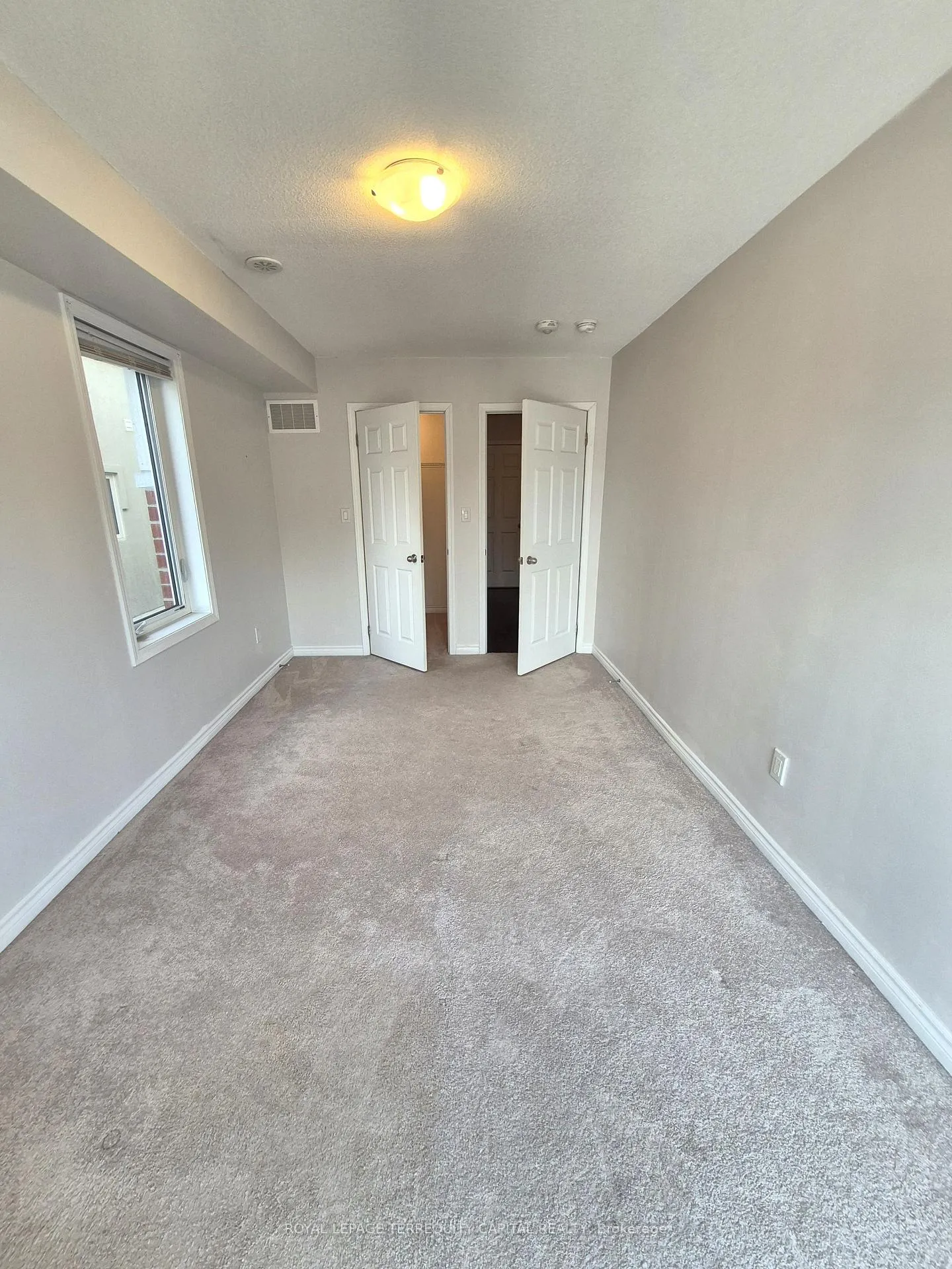 Photo 11 of 12 Dunsley Way, Whitby, Pringle Creek — HOMEH