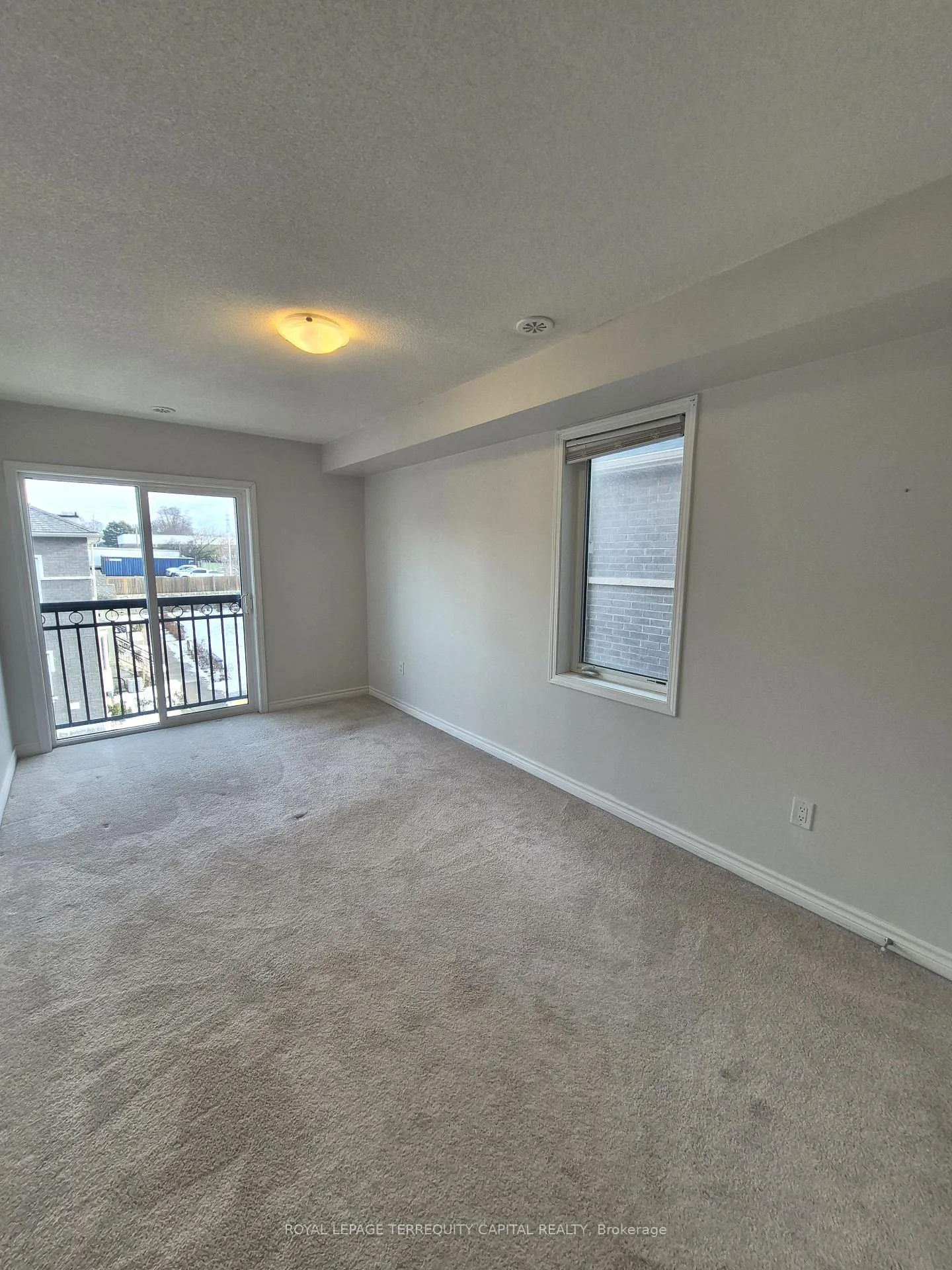 Photo 13 of 12 Dunsley Way, Whitby, Pringle Creek — HOMEH