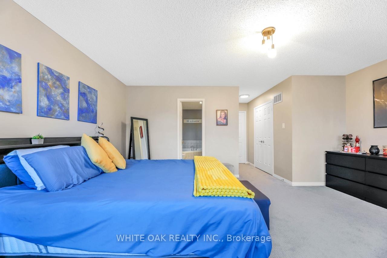 Photo 24 of 43 Sassafras Circle, Vaughan, Patterson — HOMEH