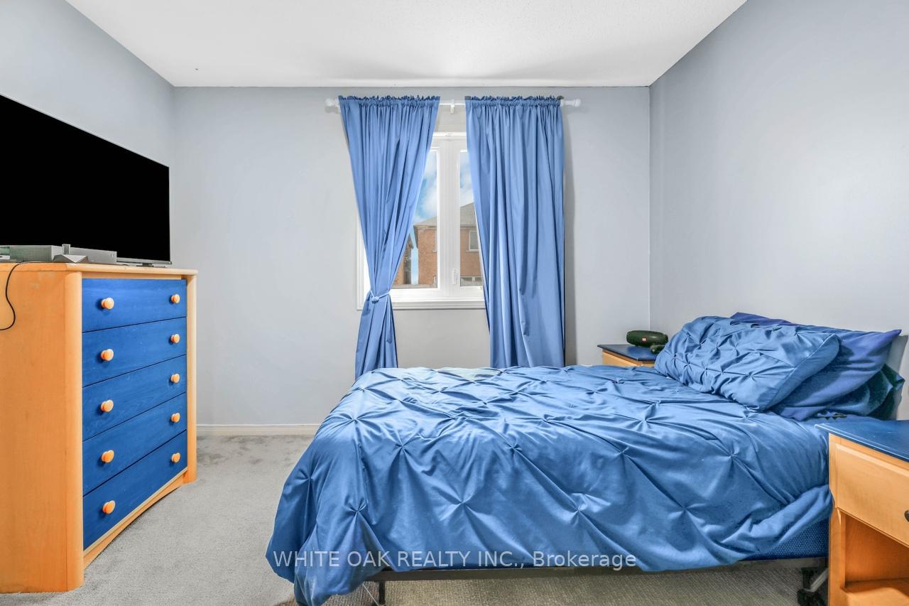 Photo 29 of 43 Sassafras Circle, Vaughan, Patterson — HOMEH