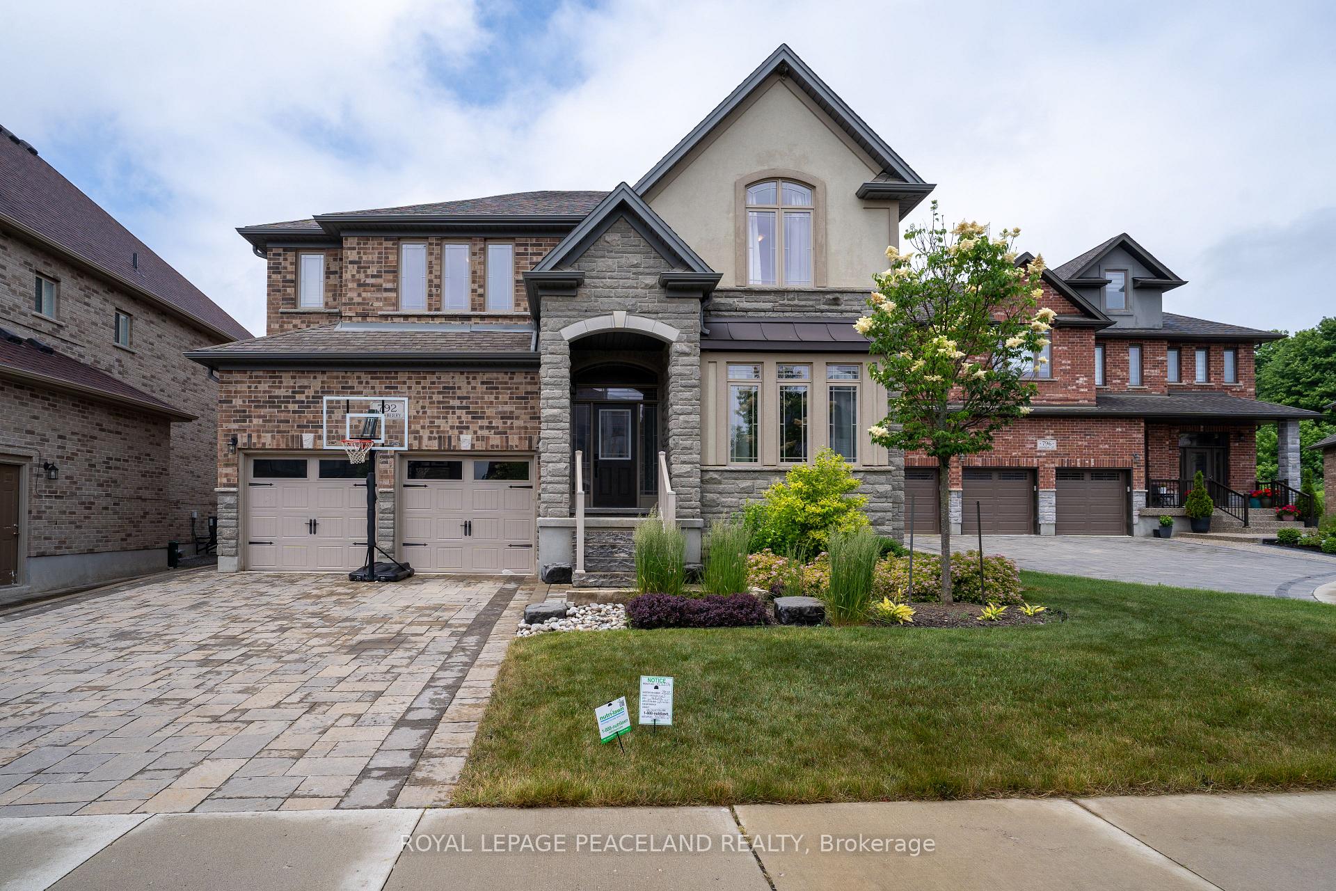 Front of 792 Snowberry Court