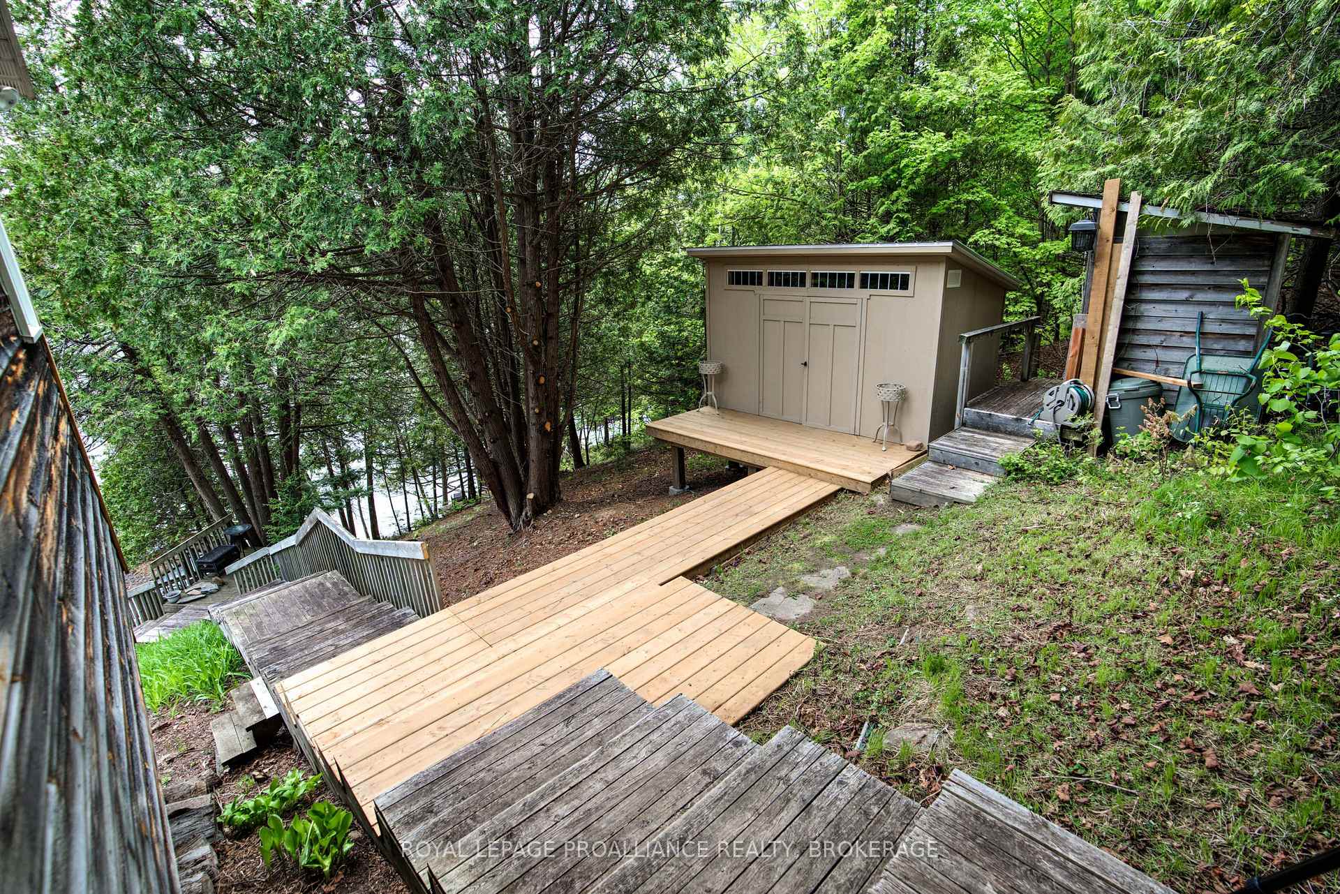 Photo 14 of 49 Bay Ridge Lane, Westport, Westport — HOMEH