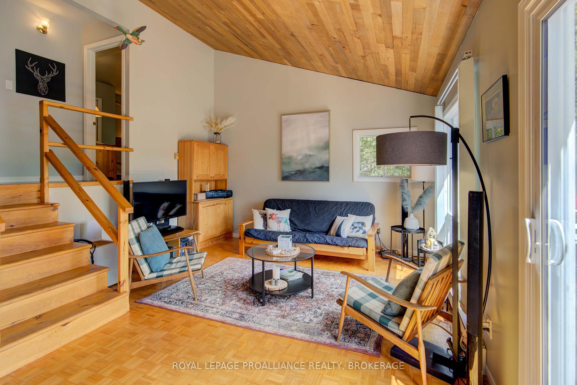 Photo 19 of 49 Bay Ridge Lane, Westport, Westport — HOMEH