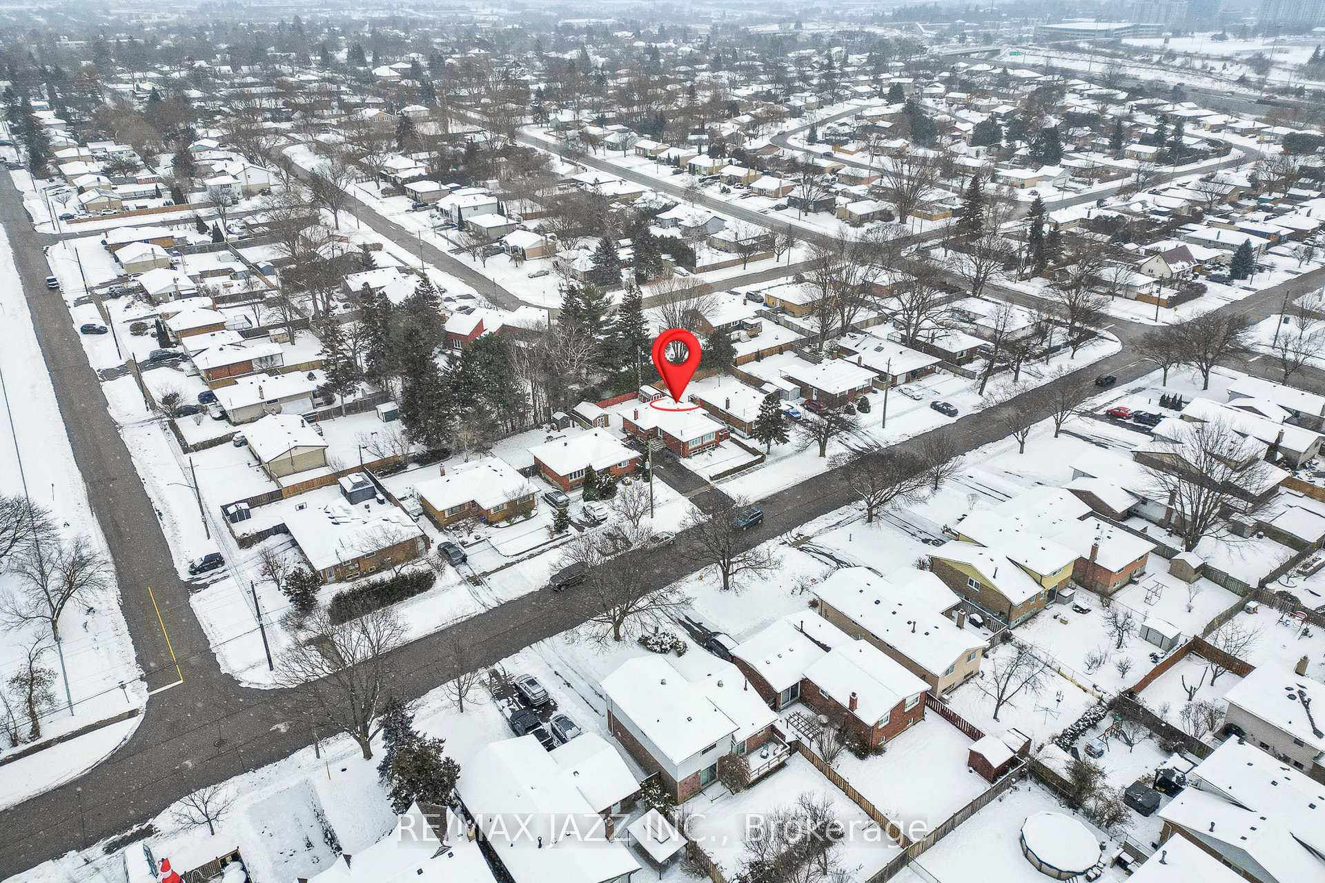 Photo 7 of 807 Annes Street, Whitby, Lynde Creek — HOMEH