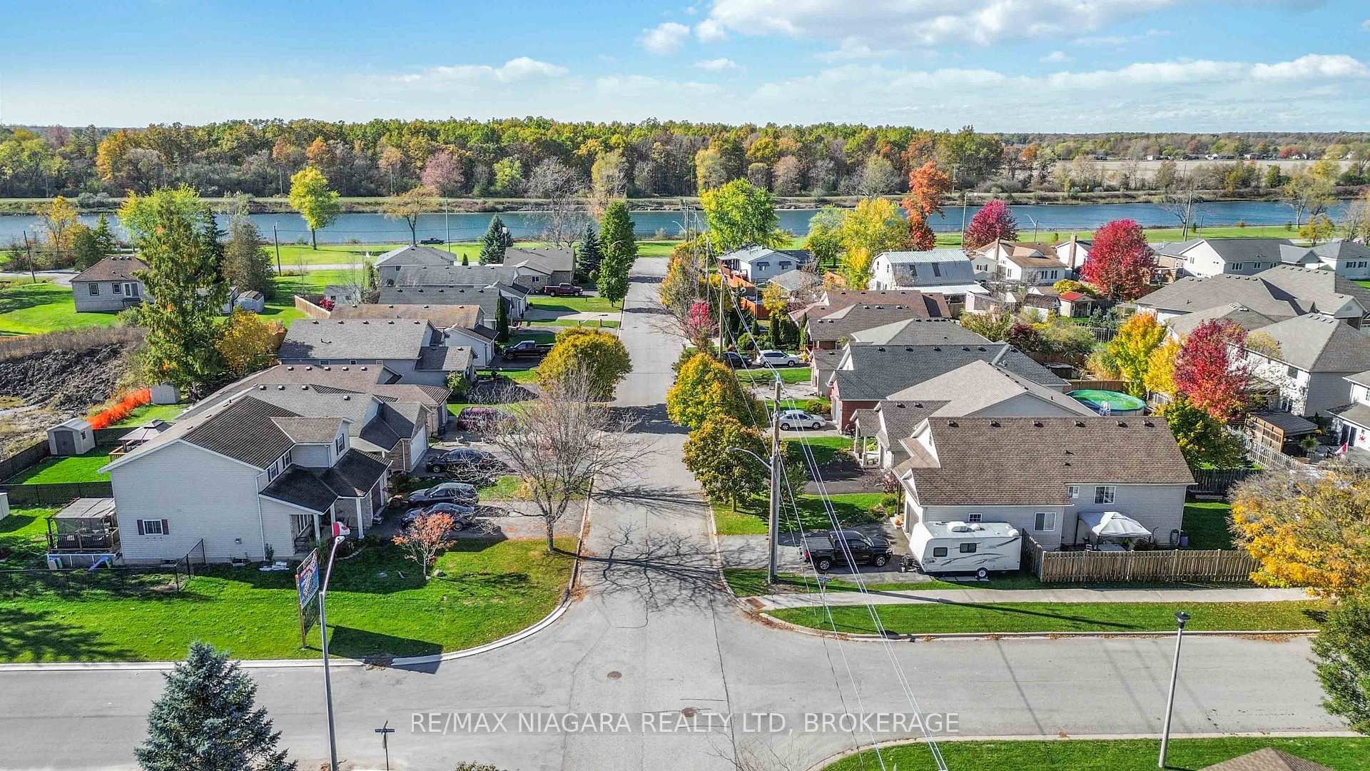Photo 17 of 29 Talbot Avenue, Welland, Dain City — HOMEH