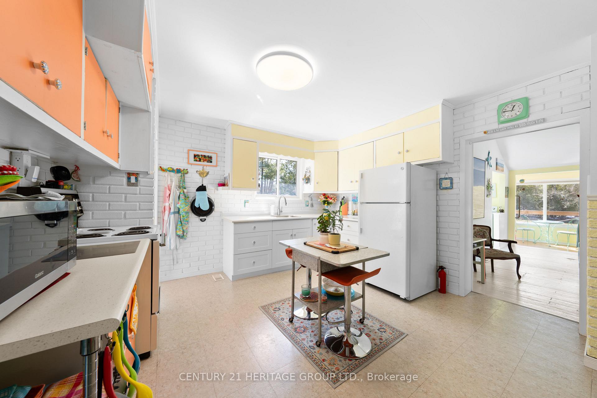Photo 17 of 742 Oxbow Park Drive, Wasaga Beach — HOMEH