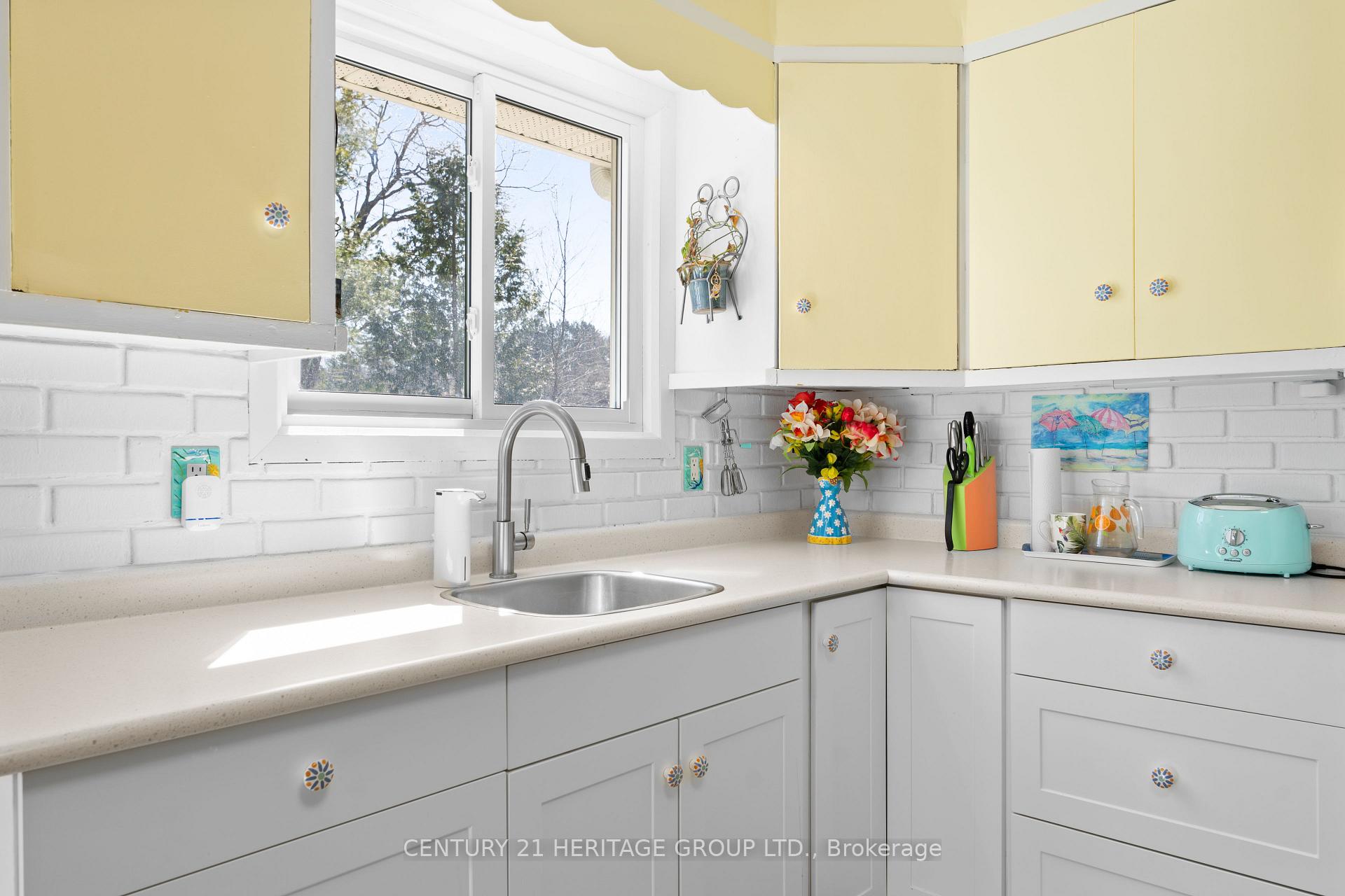 Photo 20 of 742 Oxbow Park Drive, Wasaga Beach — HOMEH
