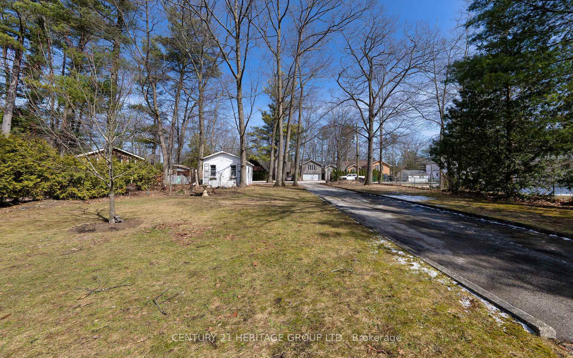 Photo 30 of 742 Oxbow Park Drive, Wasaga Beach — HOMEH