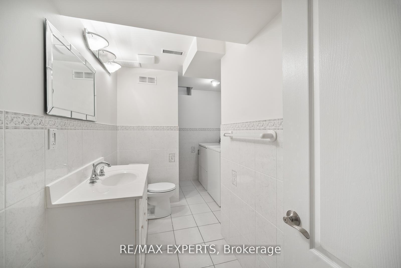 Photo 36 of 118 Chancellor Drive, Vaughan, East Woodbridge — HOMEH