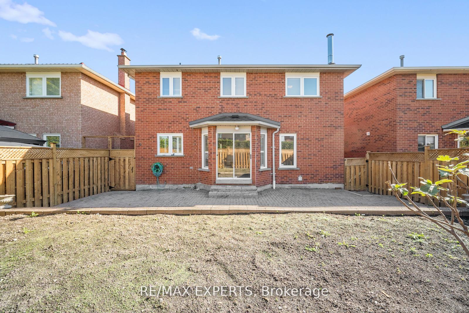 Photo 40 of 118 Chancellor Drive, Vaughan, East Woodbridge — HOMEH