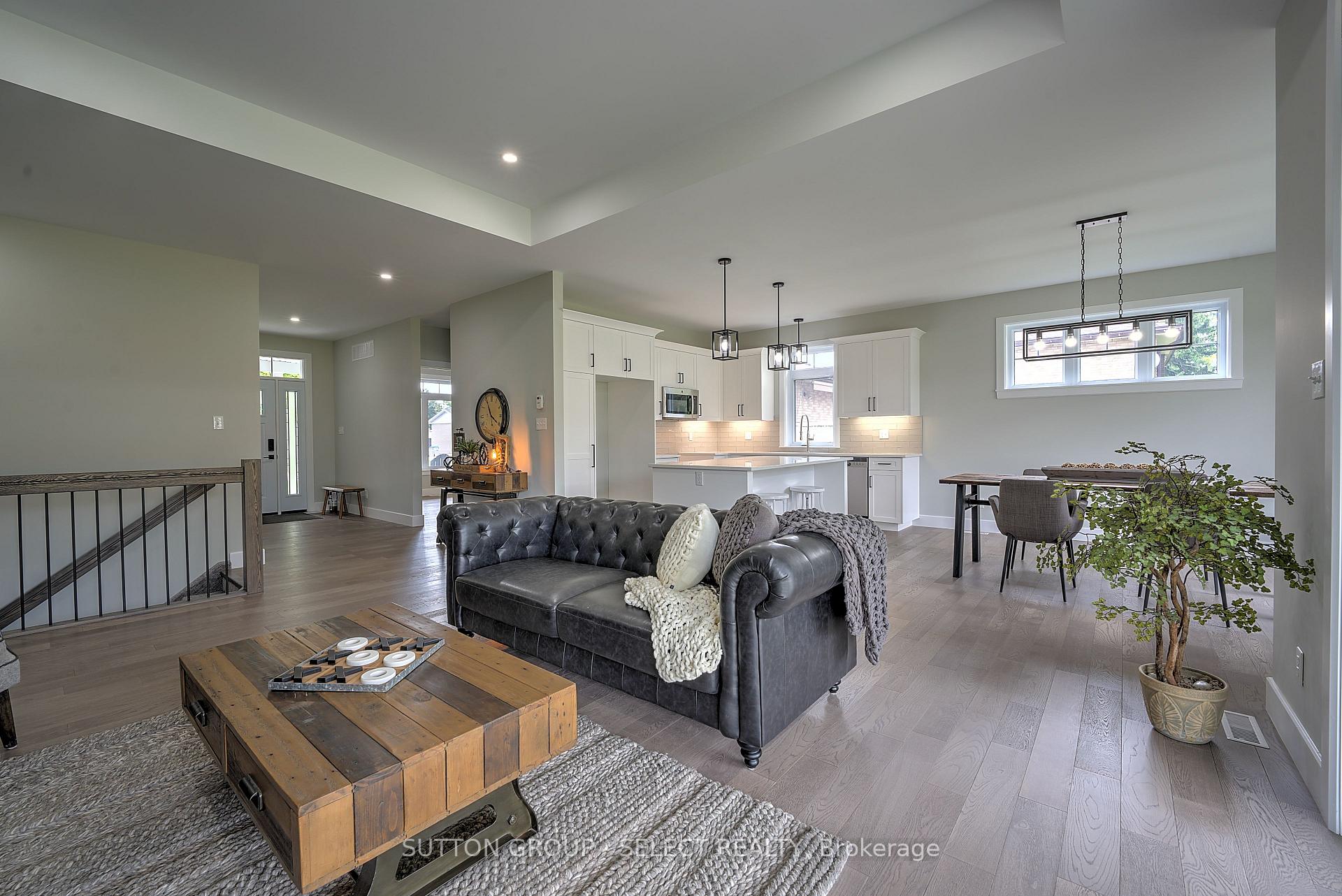Photo 12 of 15 John Street S, Bluewater, Zurich — HOMEH