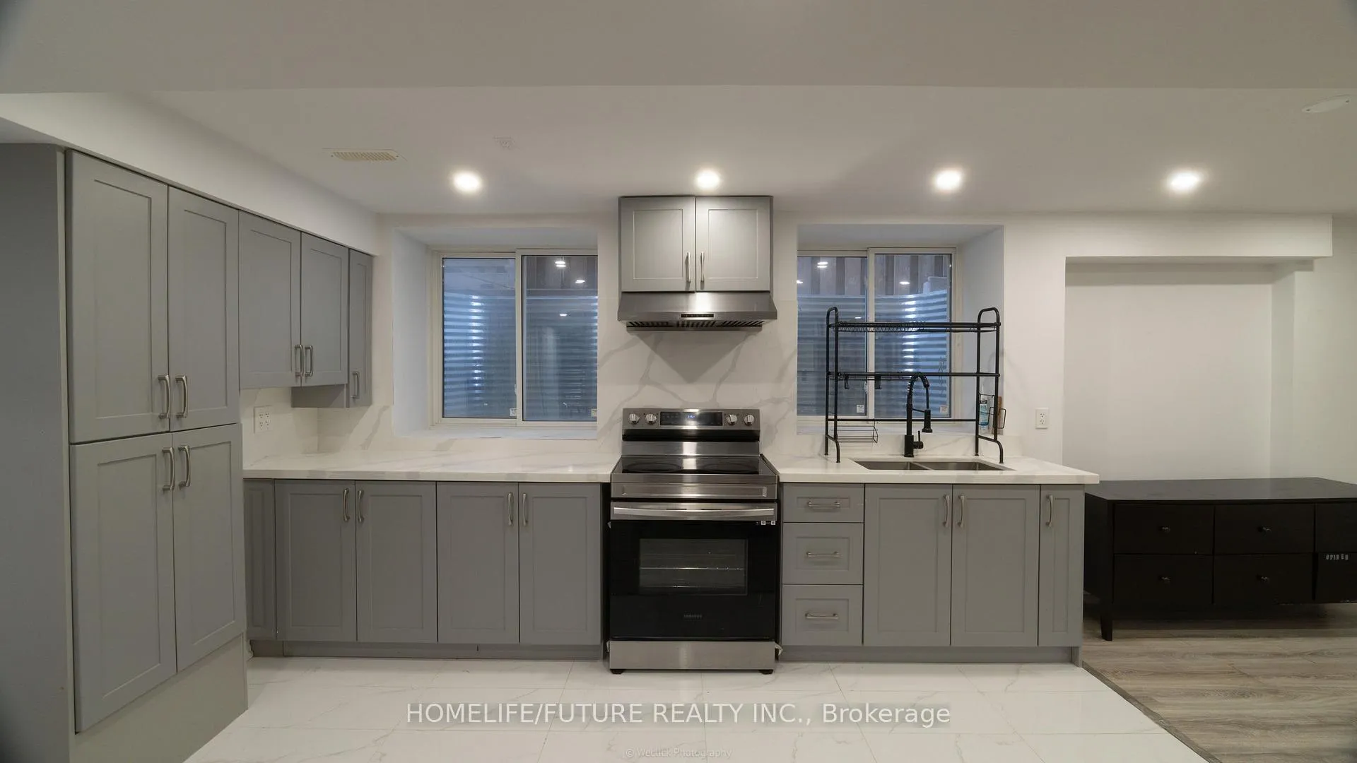 Photo 4 of Unit Bsmt, 72 Sandford Crescent, Whitby, Rolling Acres — HOMEH