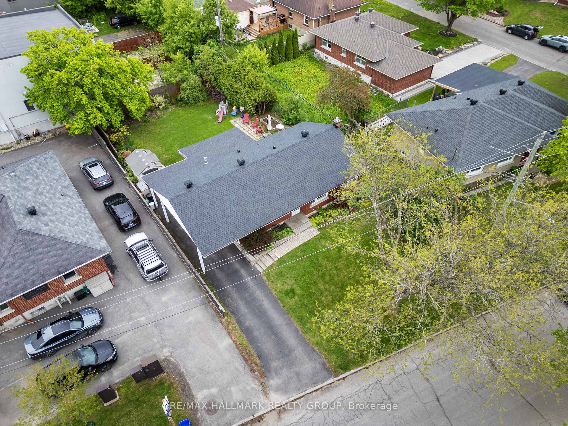 Photo 36 of 2209 Utah Street, Ottawa, Alta Vista — HOMEH