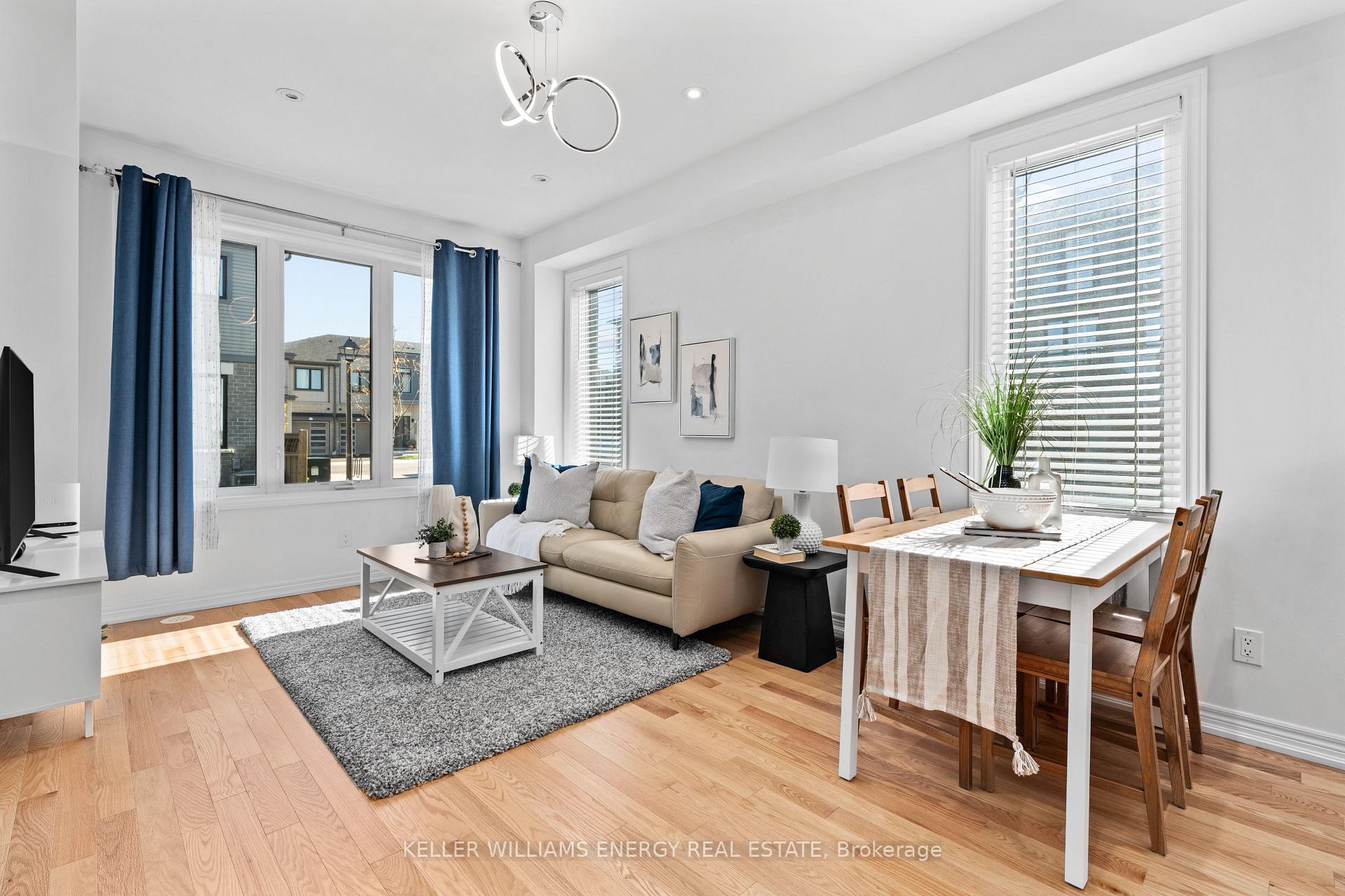 Photo 2 of 62 Sorbara Way, Whitby, Brooklin — HOMEH