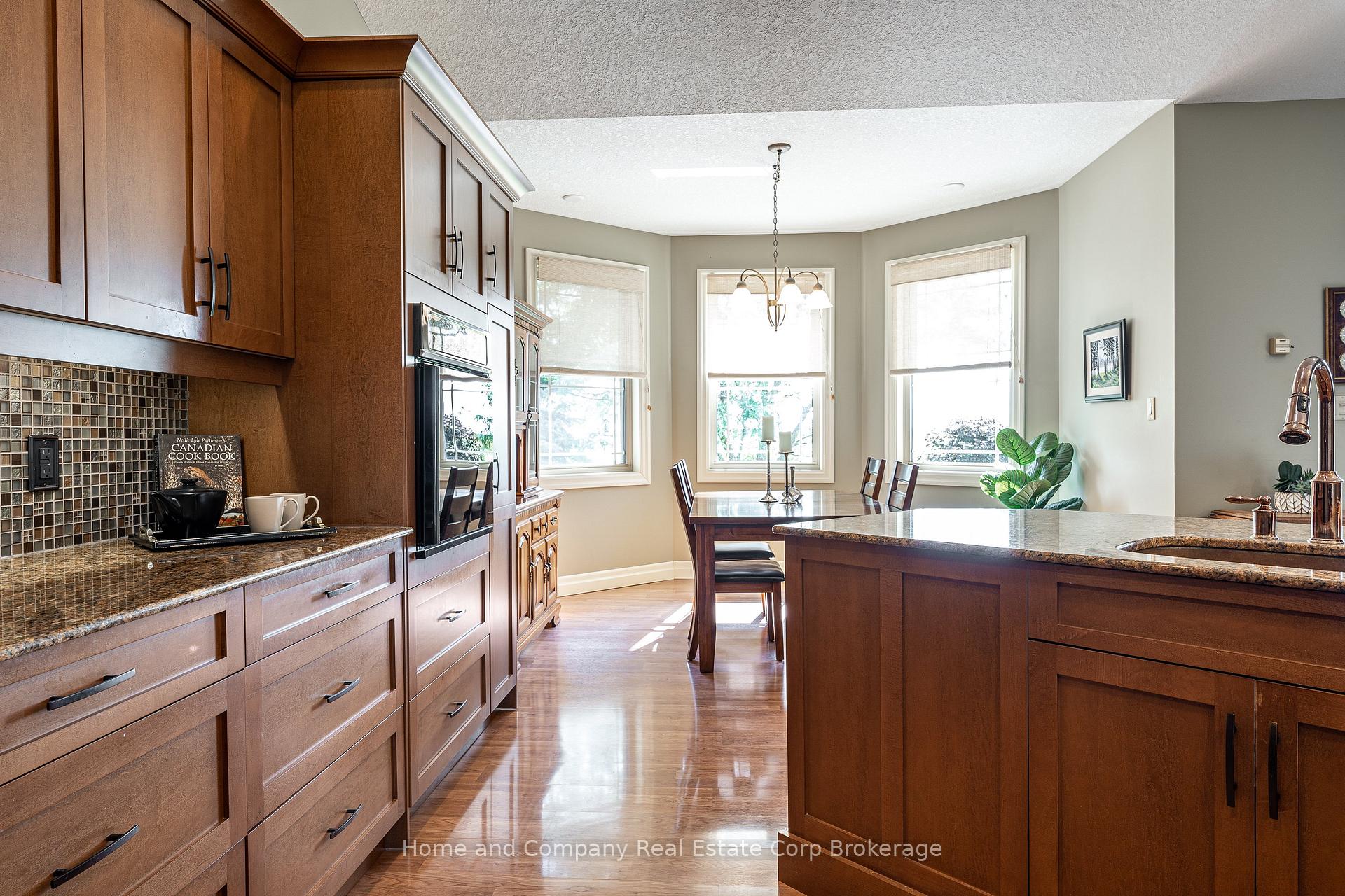 Photo 10 of 6055 Fischer Road, West Perth, Mitchell — HOMEH
