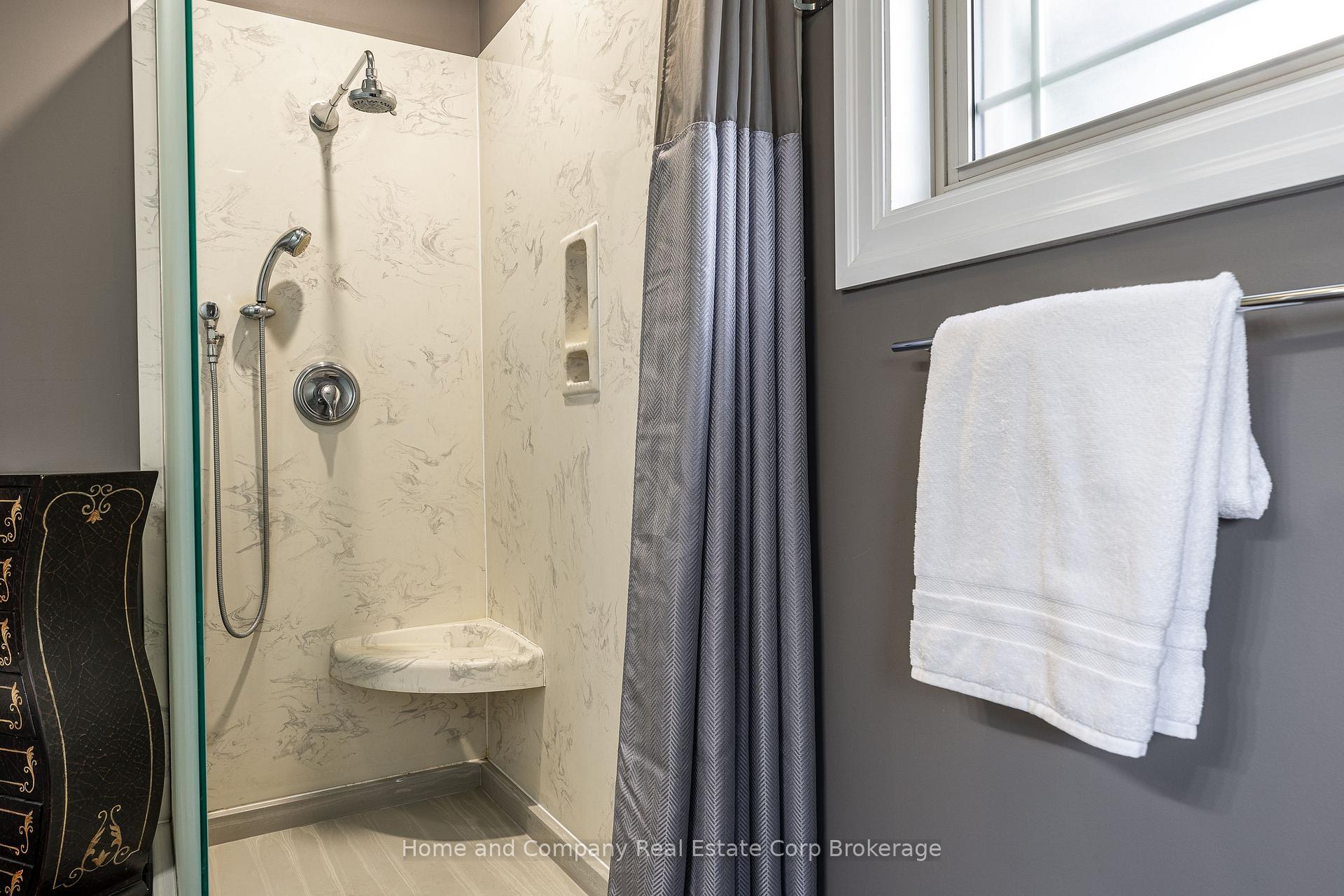 Photo 15 of 6055 Fischer Road, West Perth, Mitchell — HOMEH