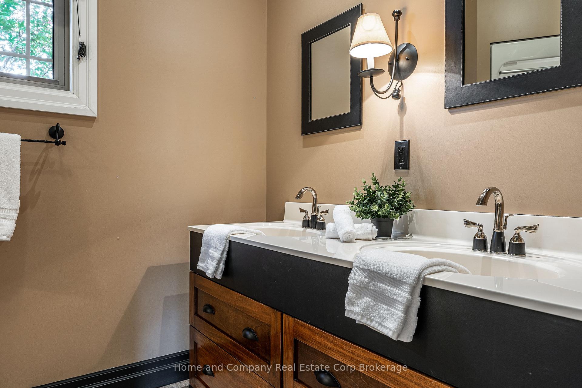 Photo 18 of 6055 Fischer Road, West Perth, Mitchell — HOMEH