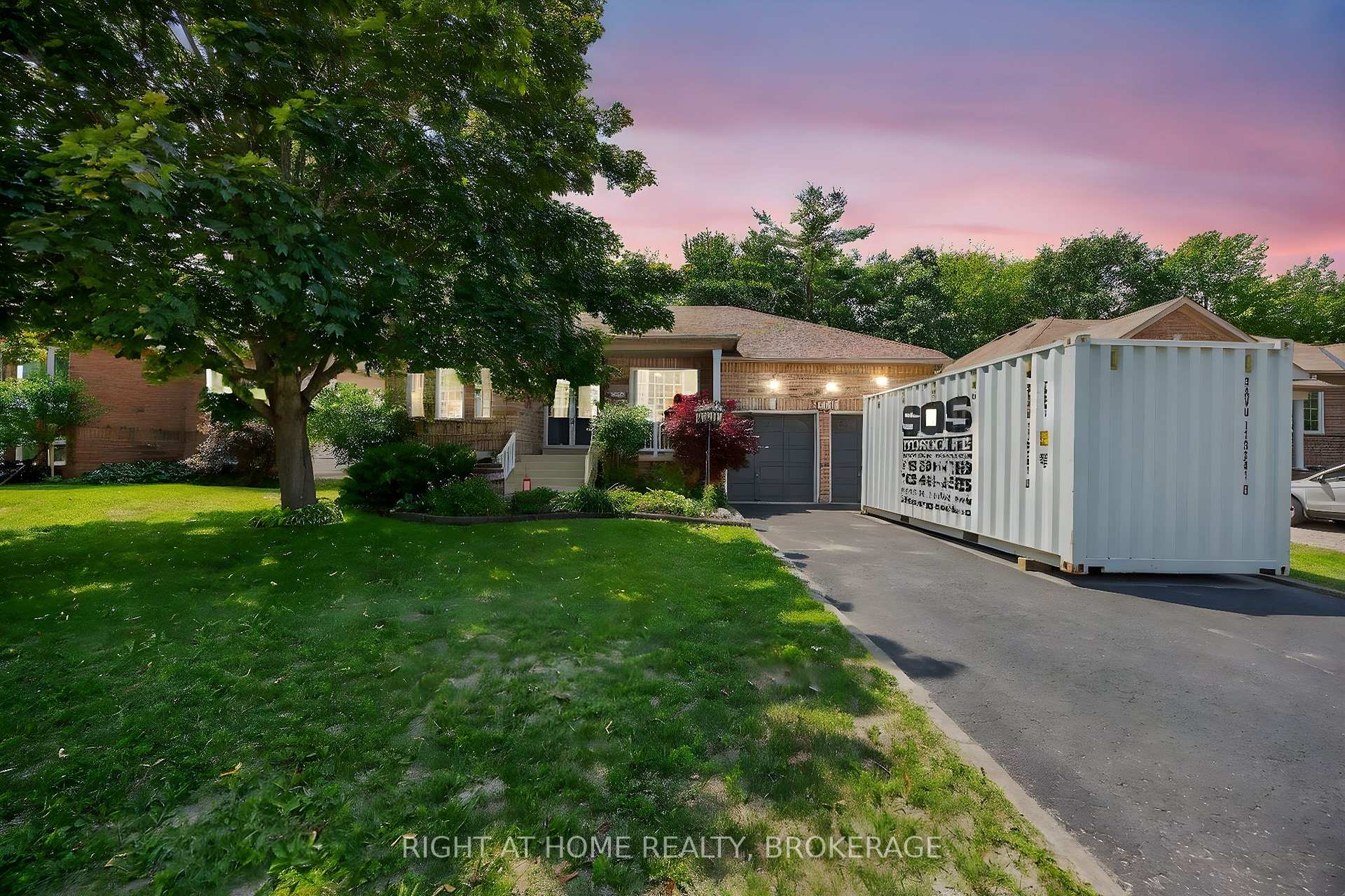 Photo 2 of 113 Silver Birch Avenue, Wasaga Beach — HOMEH