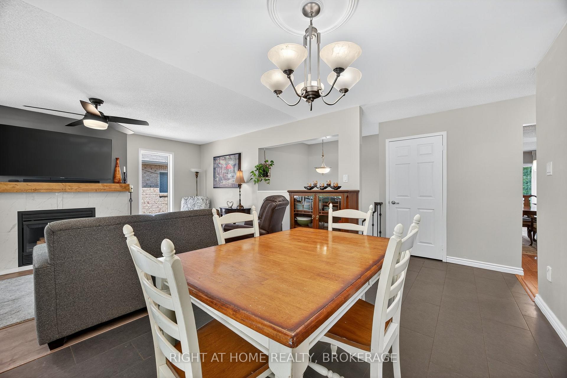 Photo 17 of 113 Silver Birch Avenue, Wasaga Beach — HOMEH