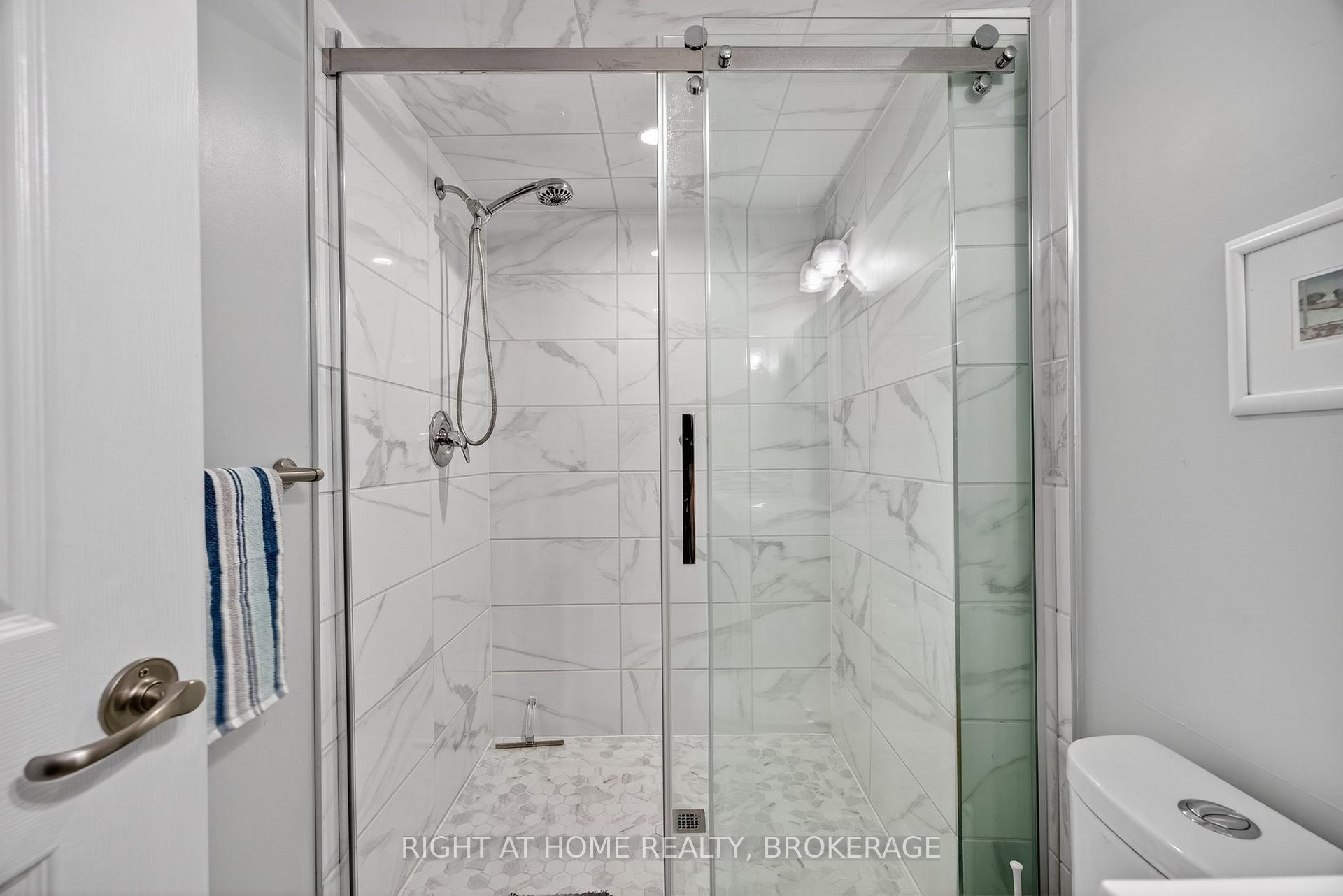 Photo 23 of 113 Silver Birch Avenue, Wasaga Beach — HOMEH