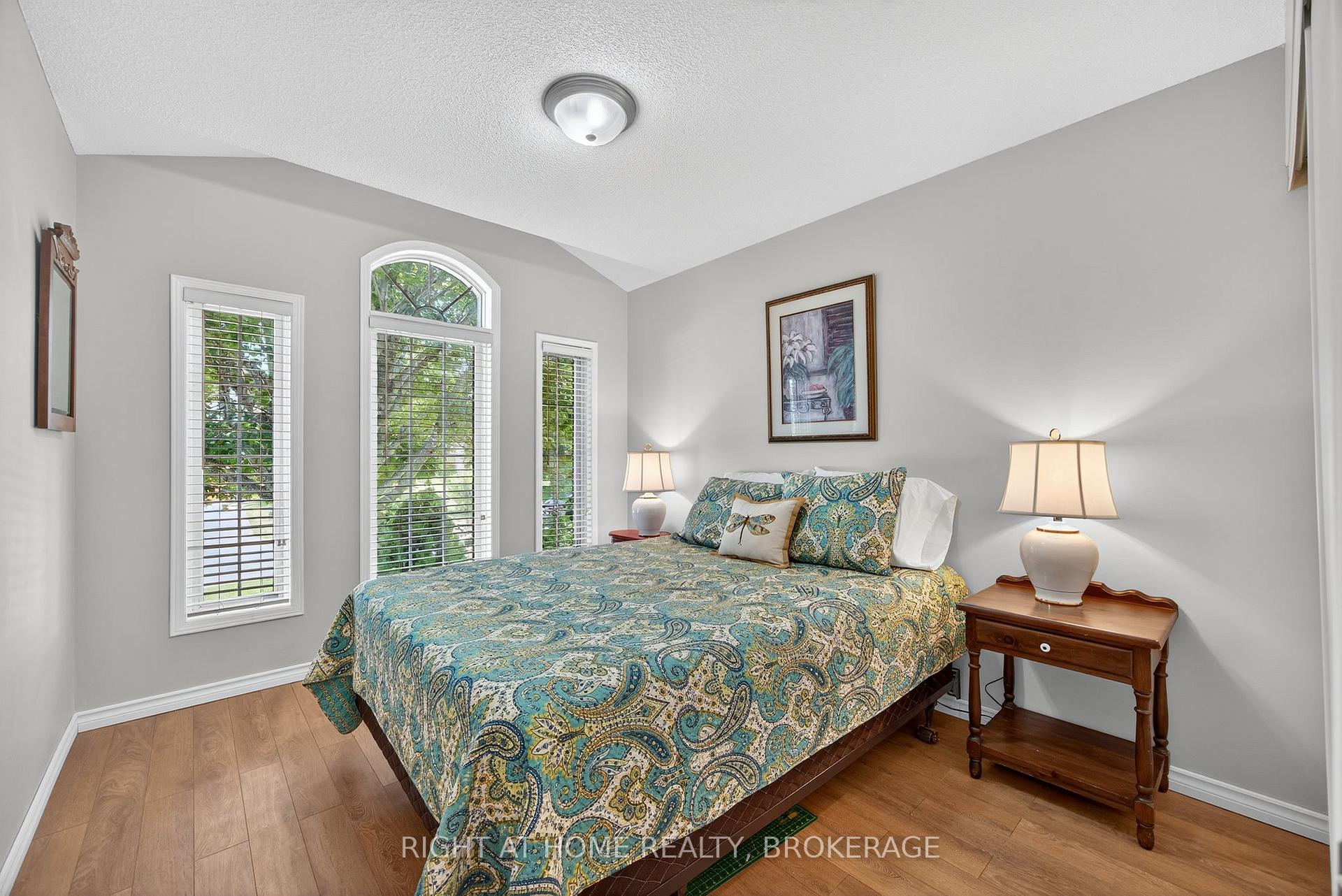 Photo 24 of 113 Silver Birch Avenue, Wasaga Beach — HOMEH