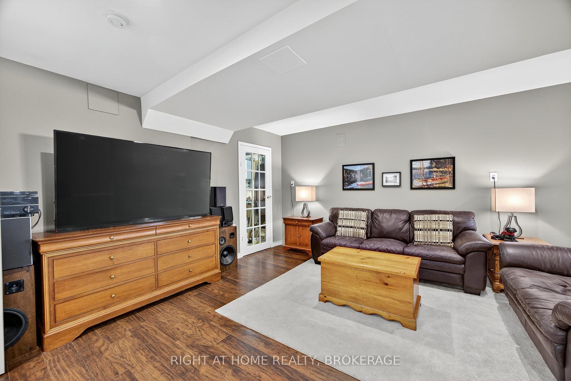 Photo 33 of 113 Silver Birch Avenue, Wasaga Beach — HOMEH