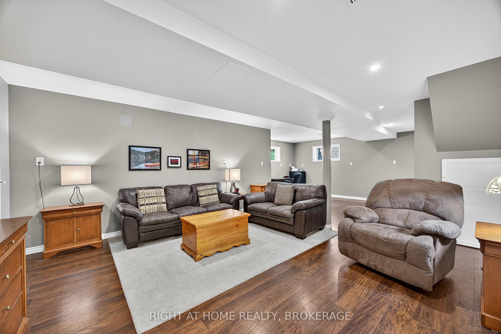 Photo 36 of 113 Silver Birch Avenue, Wasaga Beach — HOMEH