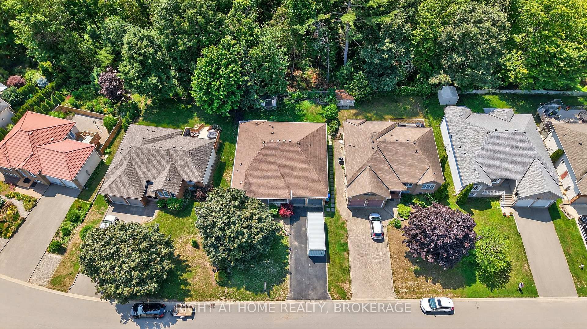 Photo 41 of 113 Silver Birch Avenue, Wasaga Beach — HOMEH