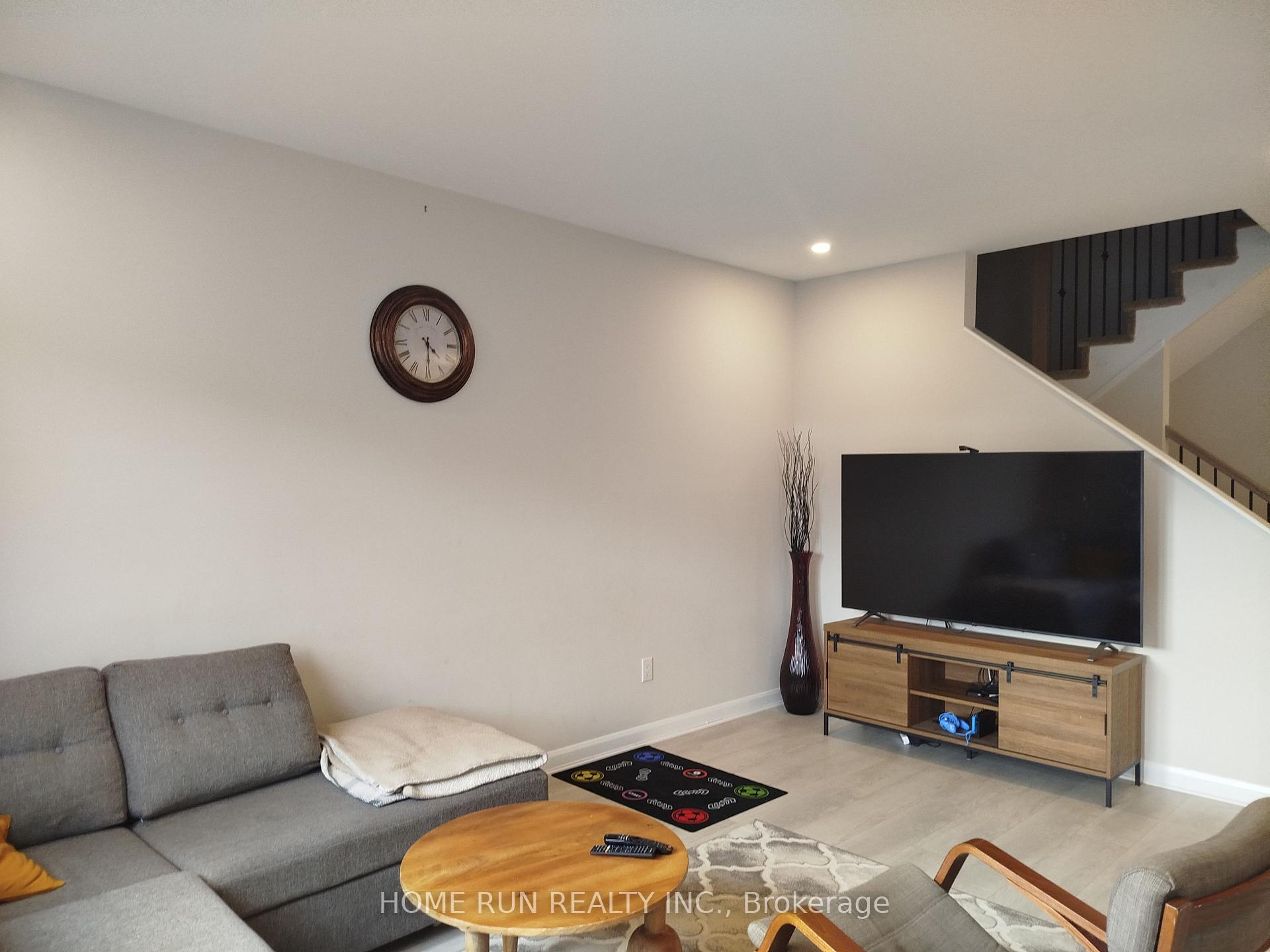 Photo 4 of 512 Branch Street, Ottawa, Barrhaven - Hearts Desire — HOMEH