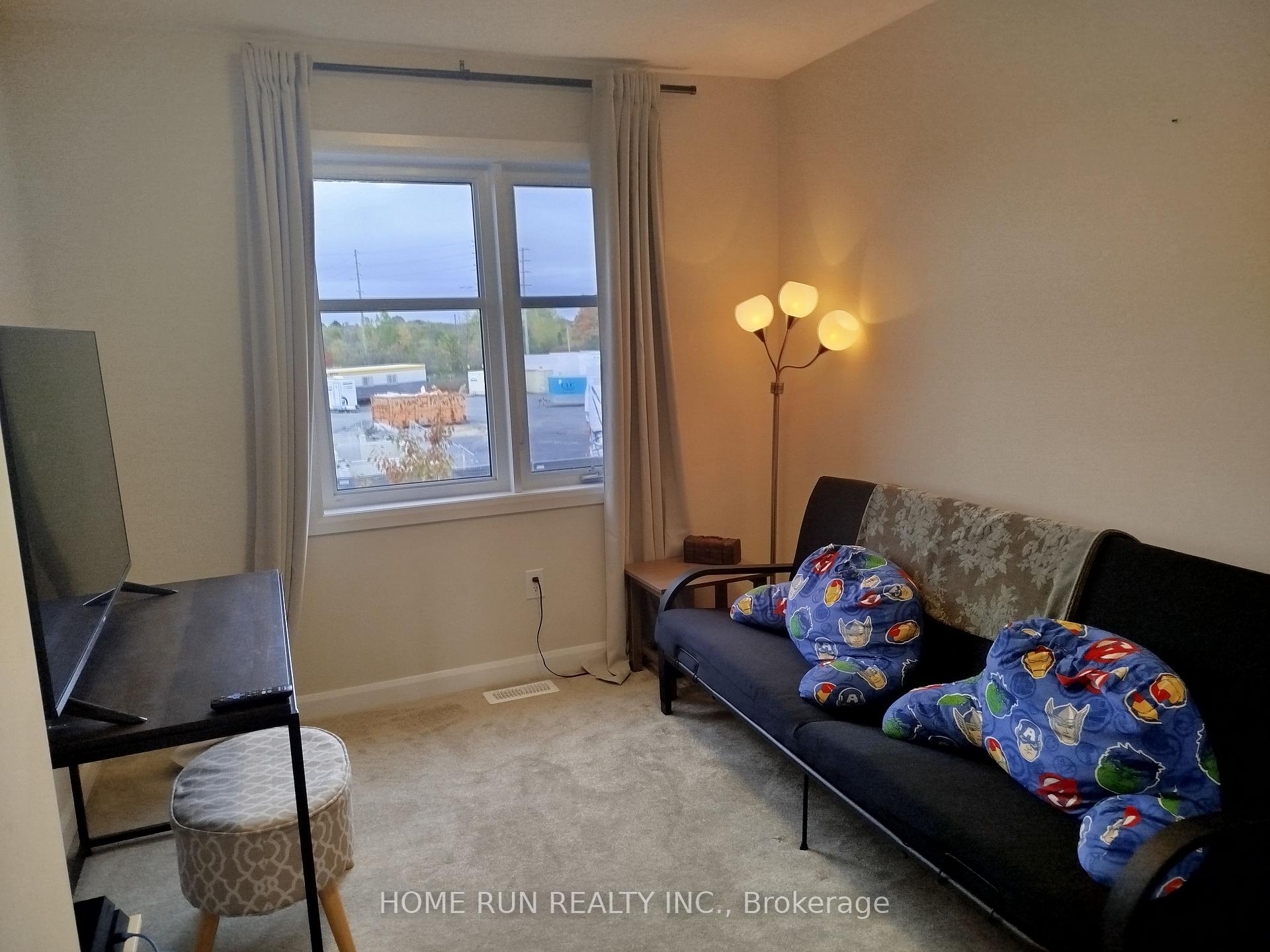 Photo 11 of 512 Branch Street, Ottawa, Barrhaven - Hearts Desire — HOMEH