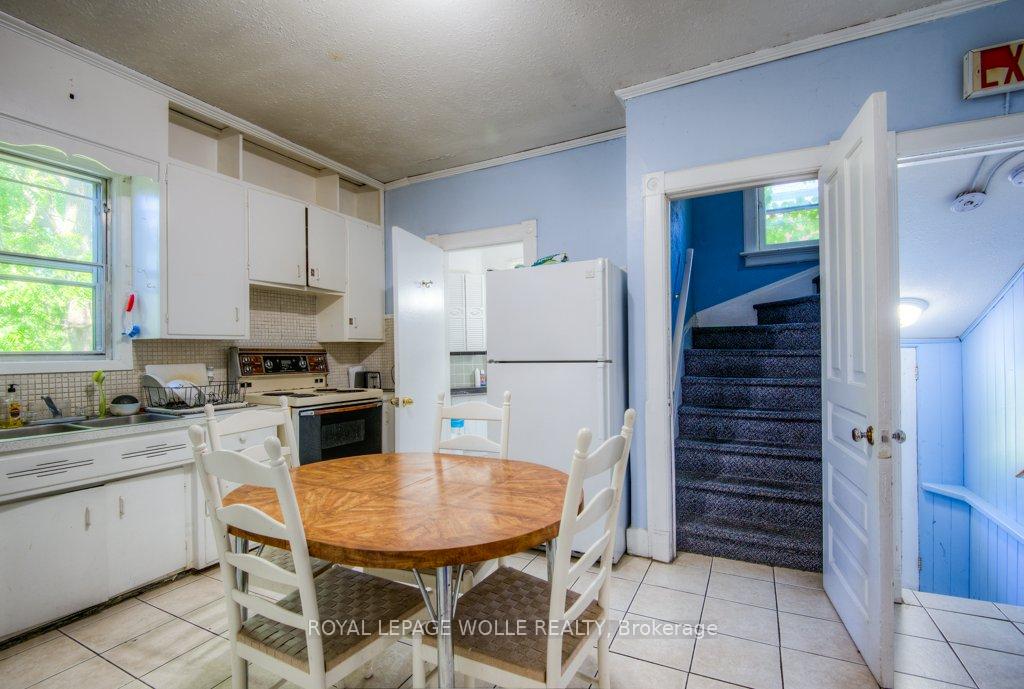 Photo 17 of 126 Albert Street, Waterloo, Downtown Waterloo — HOMEH