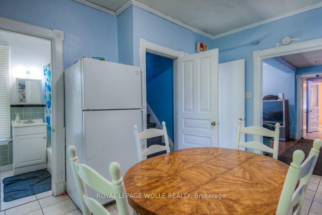 Photo 18 of 126 Albert Street, Waterloo, Downtown Waterloo — HOMEH