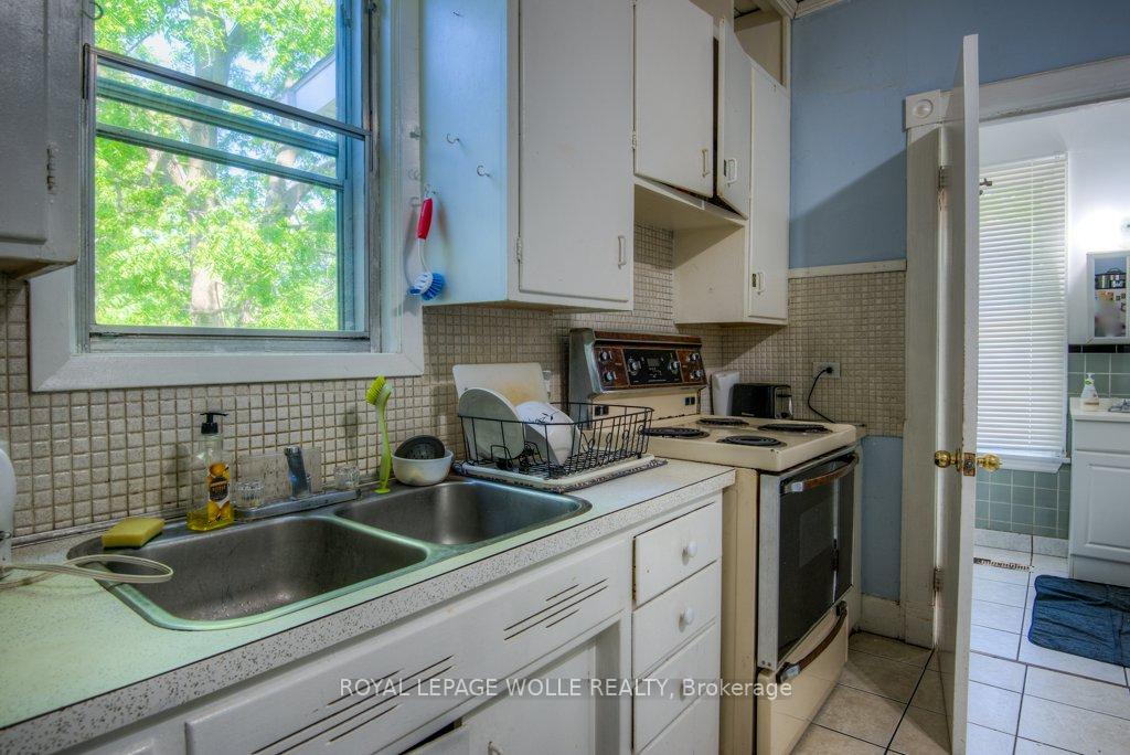 Photo 19 of 126 Albert Street, Waterloo, Downtown Waterloo — HOMEH