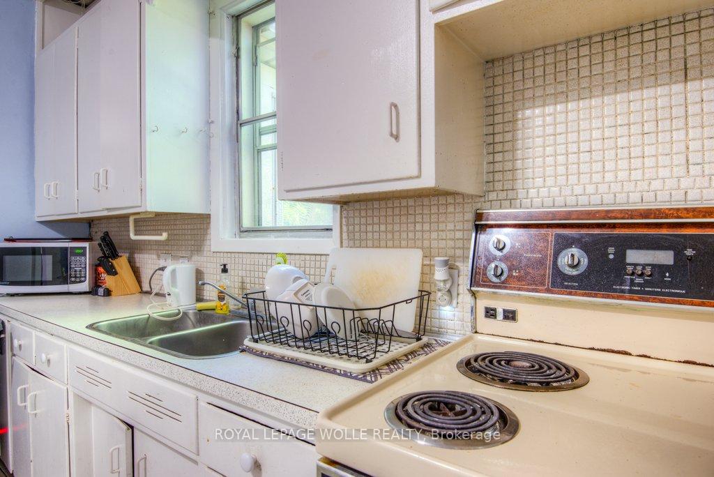 Photo 20 of 126 Albert Street, Waterloo, Downtown Waterloo — HOMEH