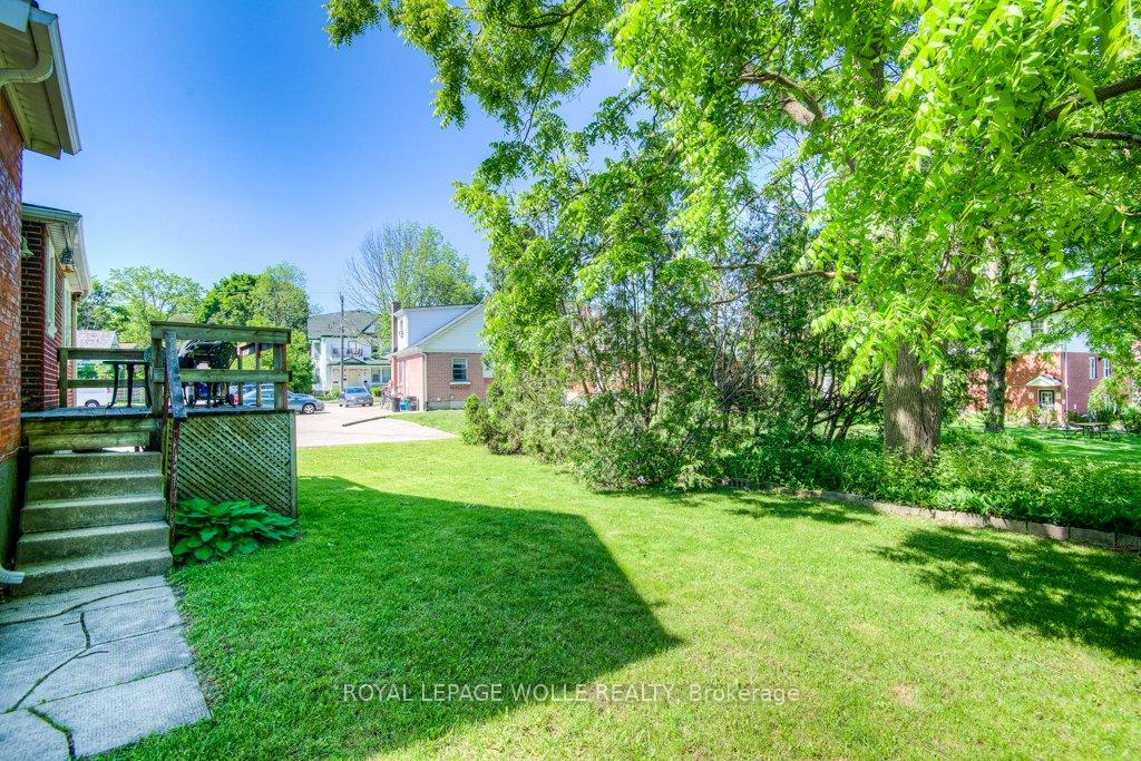 Photo 37 of 126 Albert Street, Waterloo, Downtown Waterloo — HOMEH