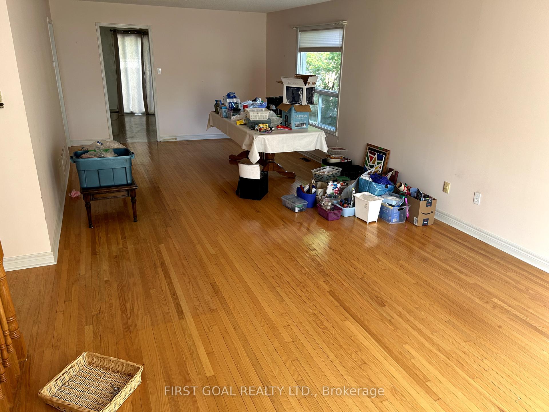 Photo 12 of 70 Donald Crescent, Wasaga Beach — HOMEH