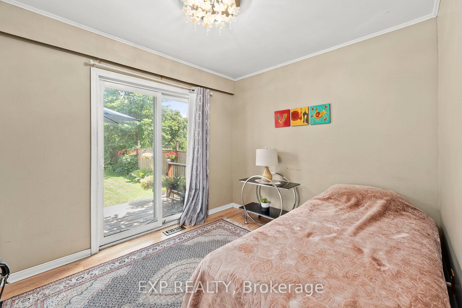 Photo 19 of 31 Patrick Drive, Aurora, Aurora Highlands — HOMEH