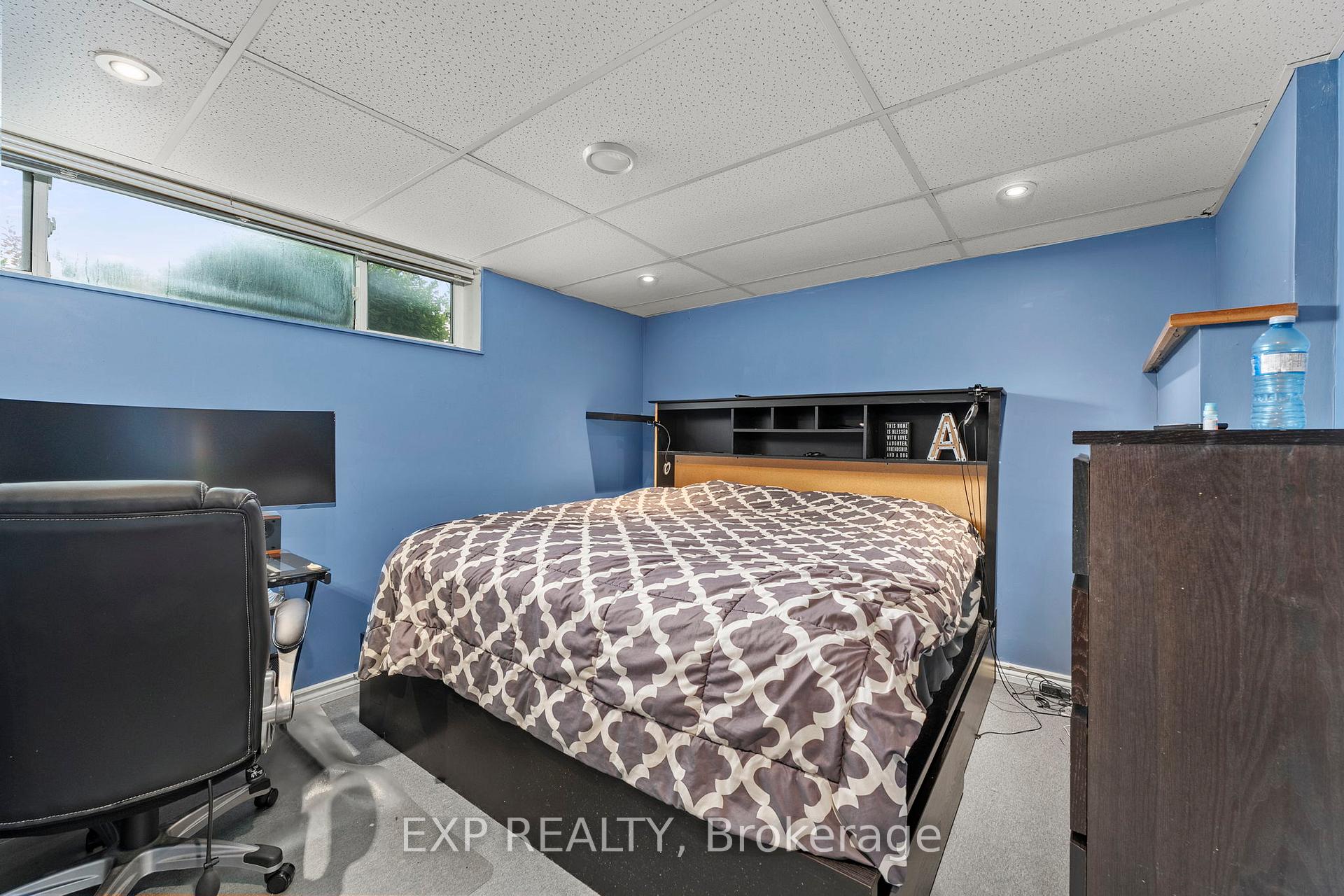 Photo 21 of 31 Patrick Drive, Aurora, Aurora Highlands — HOMEH