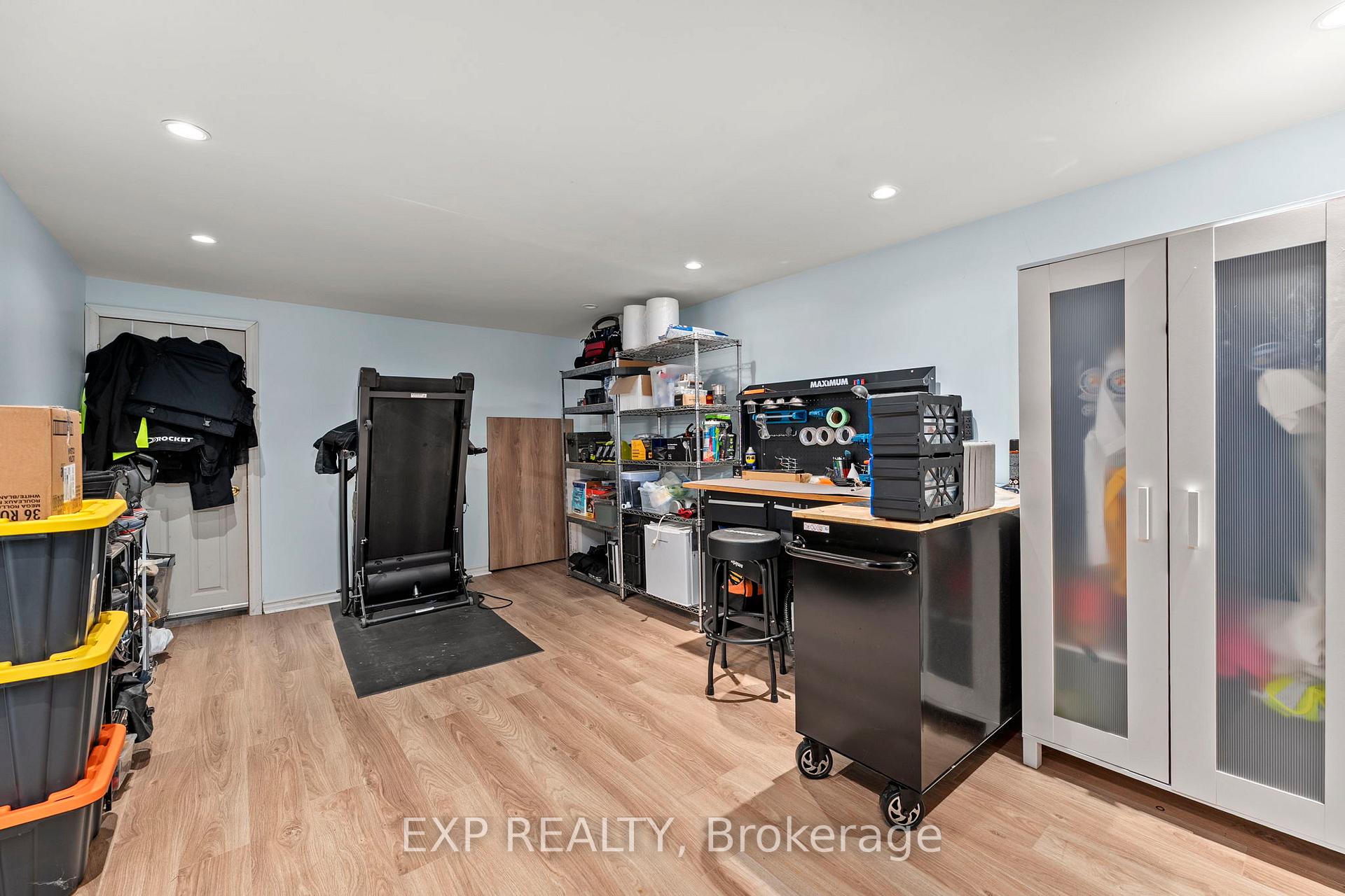 Photo 35 of 31 Patrick Drive, Aurora, Aurora Highlands — HOMEH