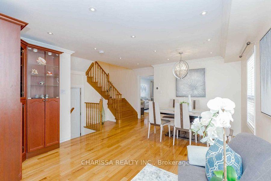 Photo 8 of Unit UPPER, 131 Argento Crescent, Vaughan, Vellore Village — HOMEH