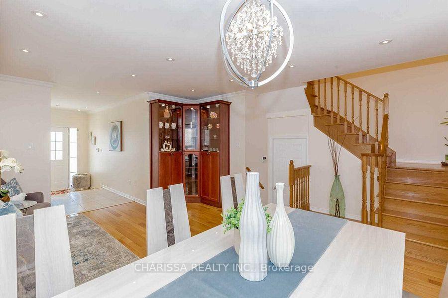 Photo 10 of Unit UPPER, 131 Argento Crescent, Vaughan, Vellore Village — HOMEH