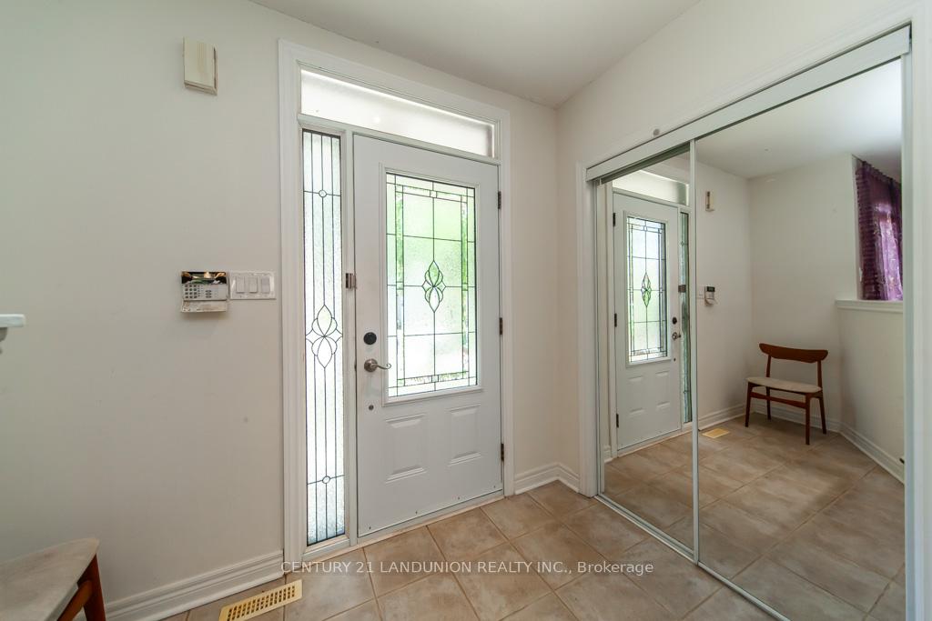 Photo 8 of 26 Arbourview Drive, Vaughan, Concord — HOMEH