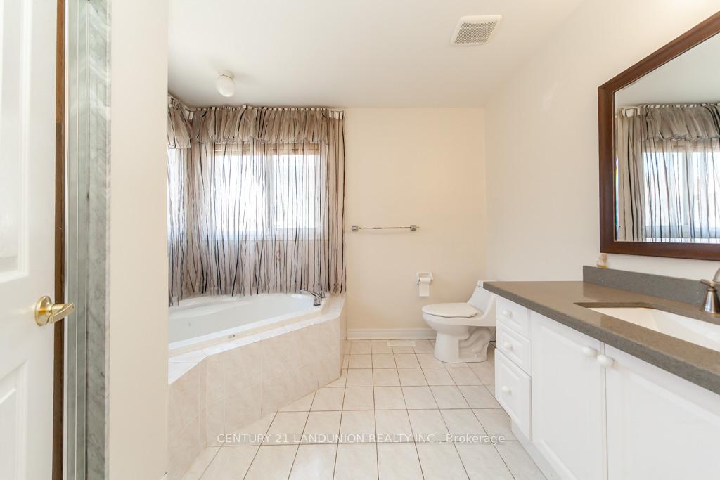 Photo 33 of 26 Arbourview Drive, Vaughan, Concord — HOMEH